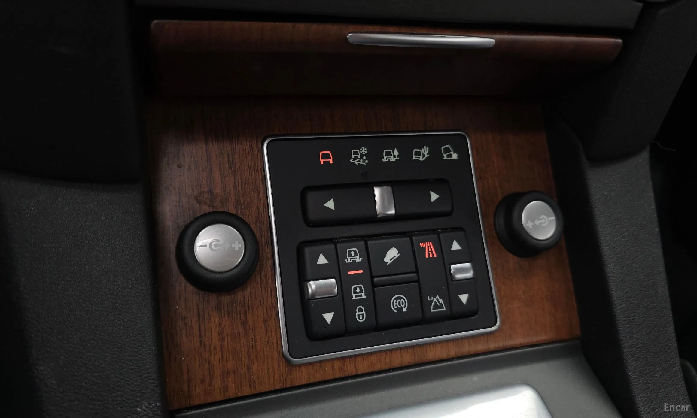Land Rover Discovery 4 превью 18