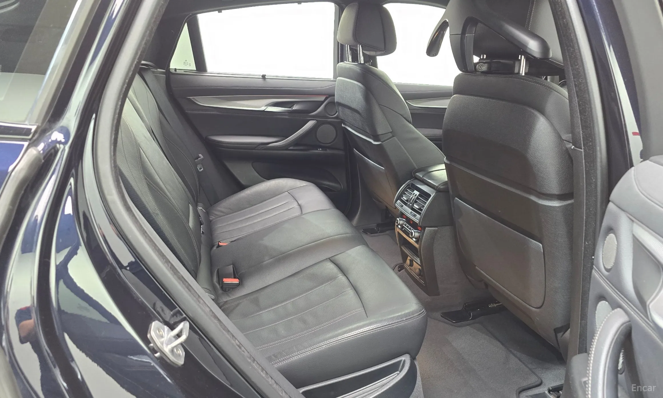 BMW X6 (F16) превью 11