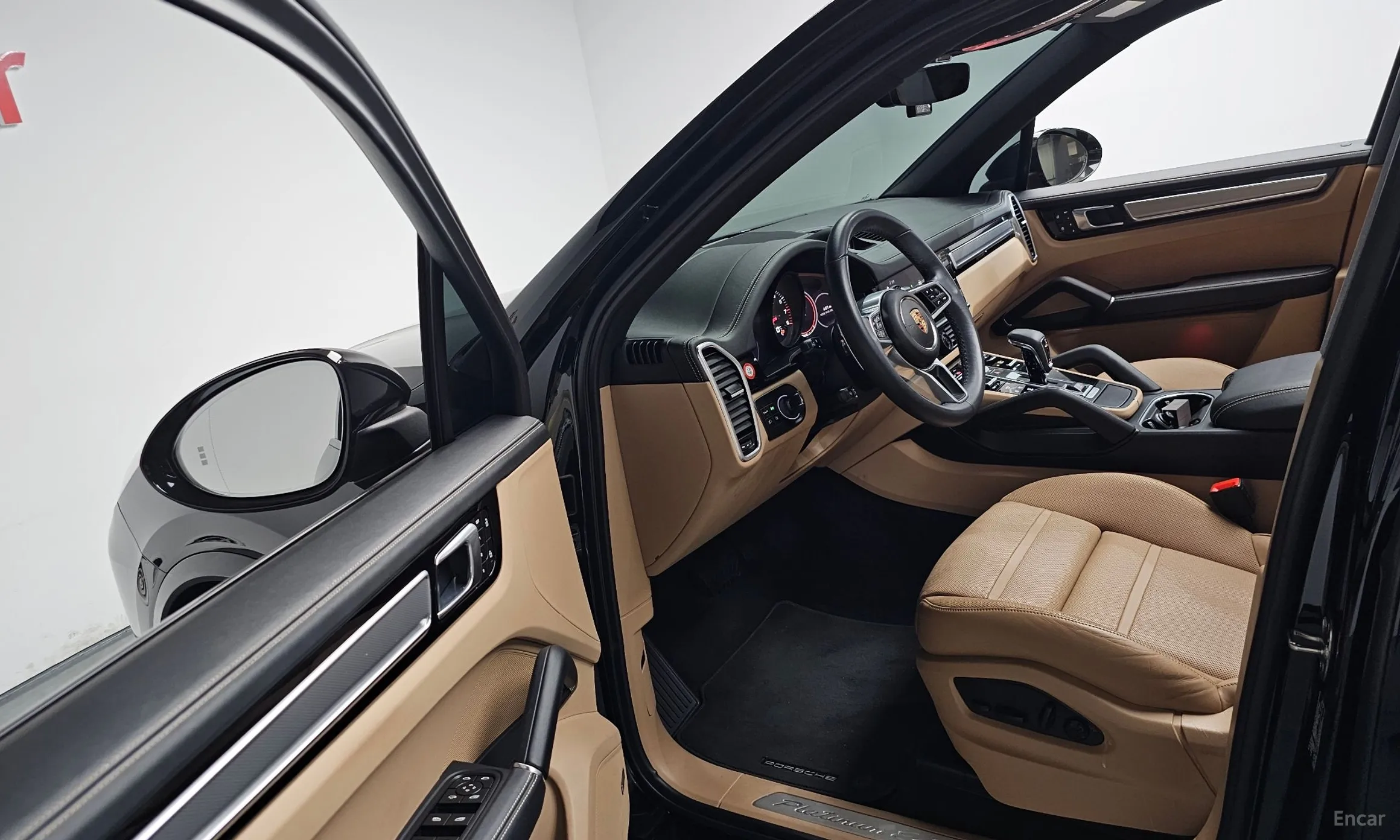 Porsche Cayenne (PO536) превью 10