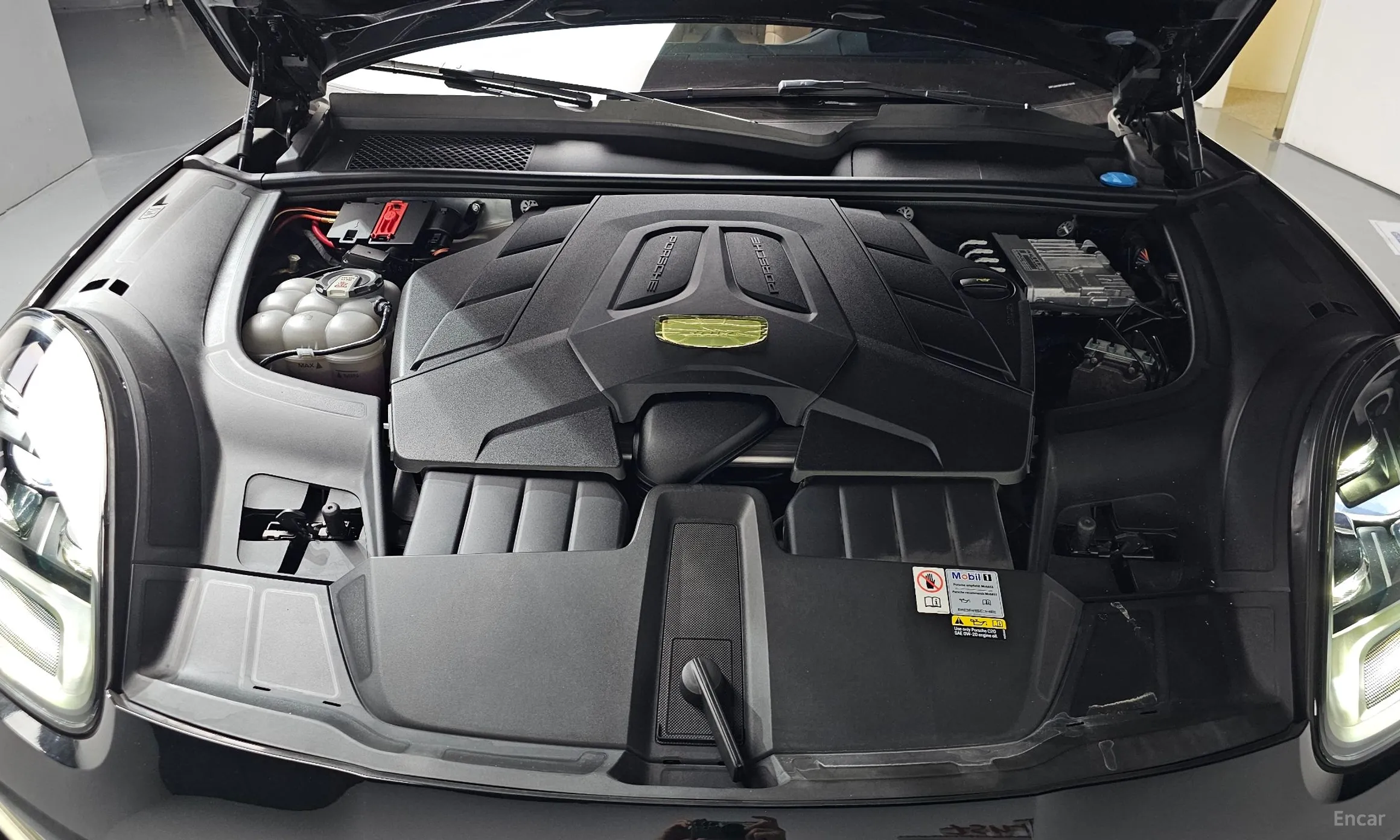 Porsche Cayenne (PO536) превью 6