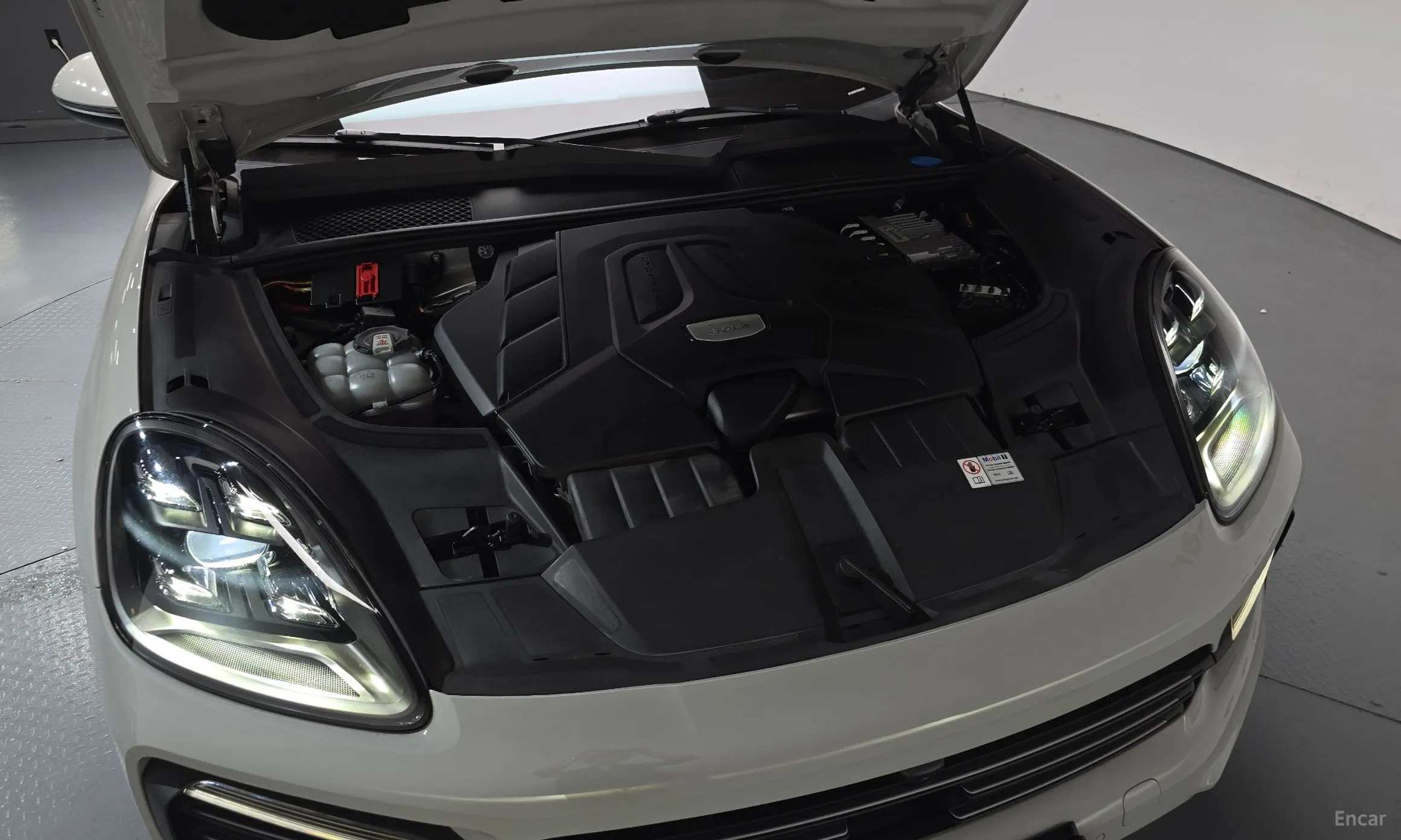 Porsche Cayenne (PO536) превью 6