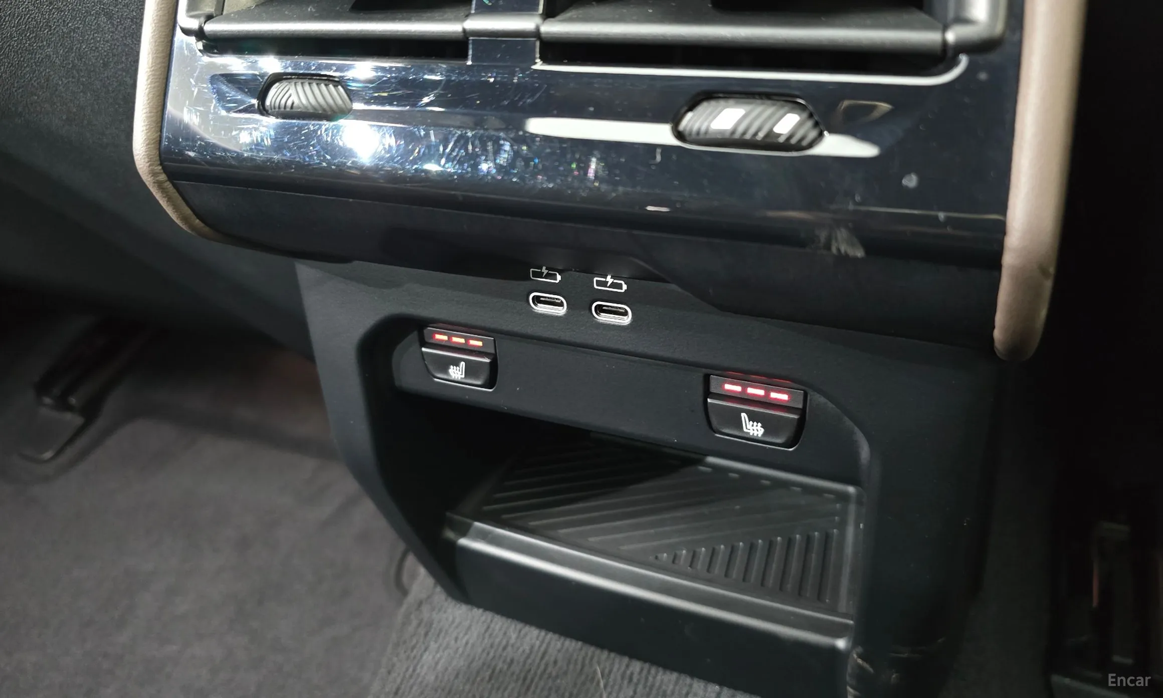 BMW 5 Series (G60) превью 12