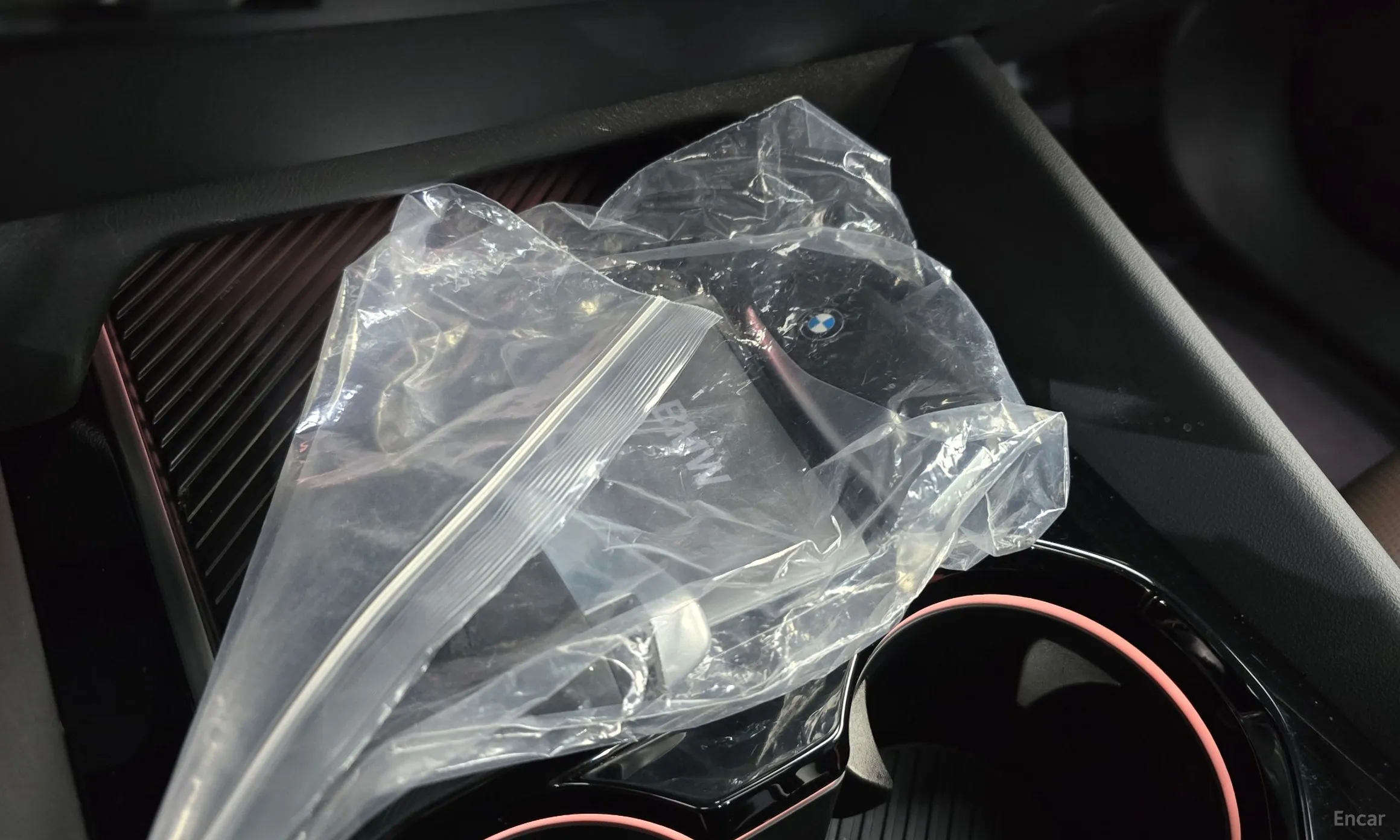 BMW 5 Series (G60) превью 18