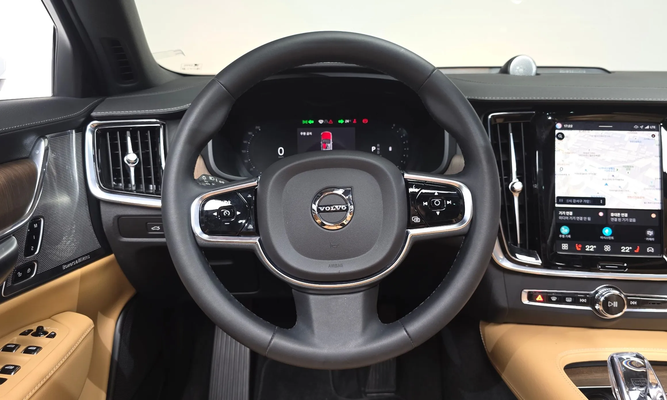 Volvo S90 превью 12