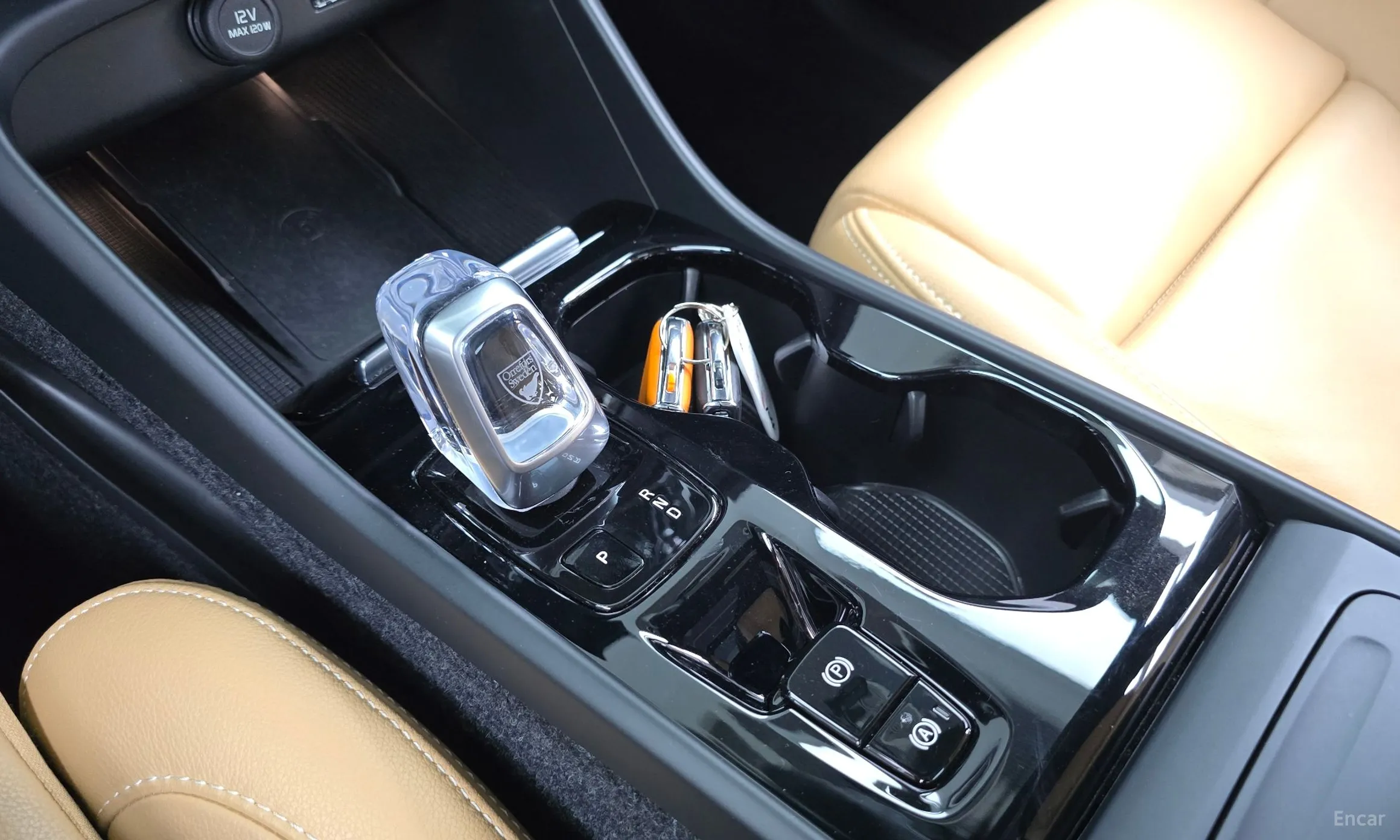 Volvo XC40 превью 9