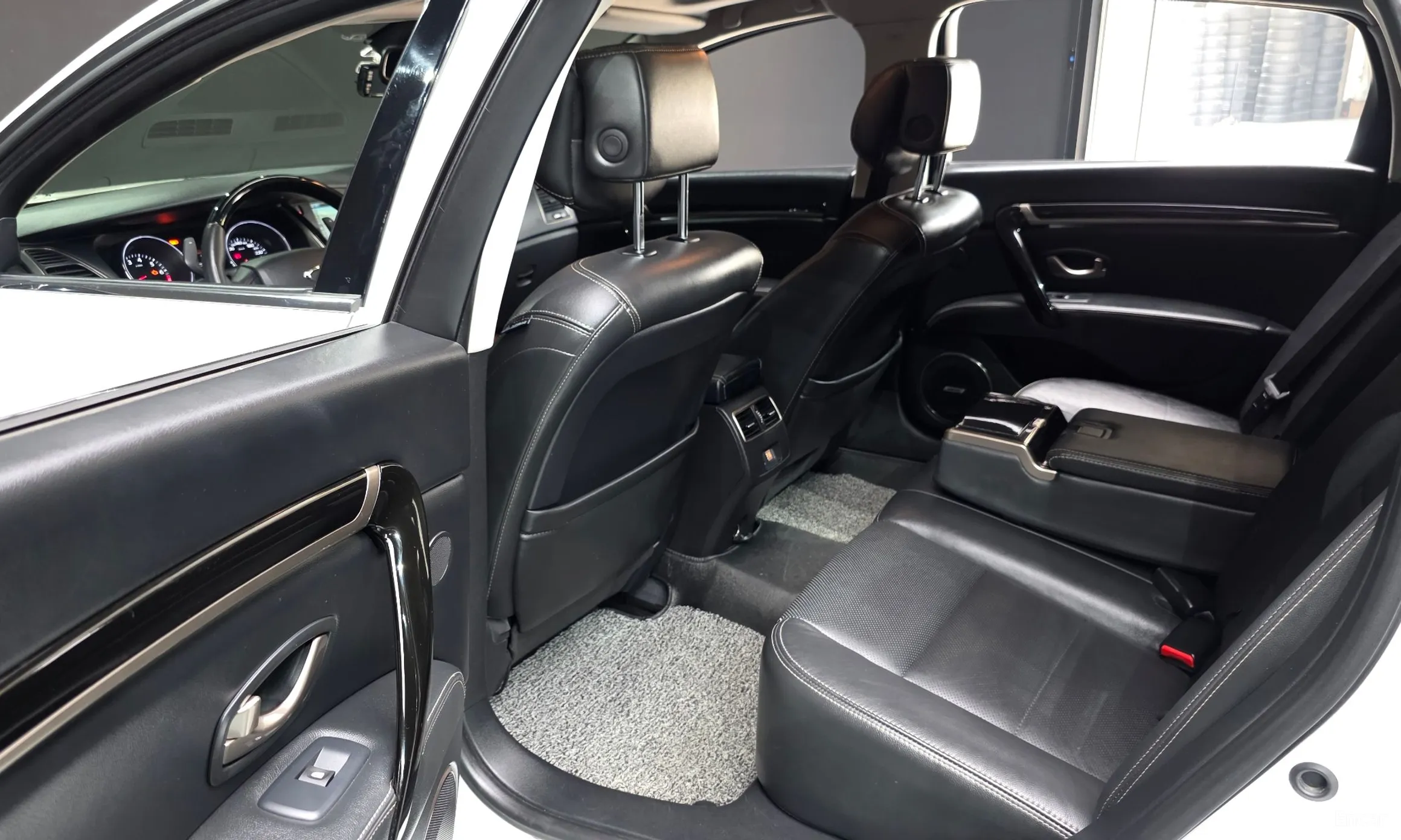 Renault Korea (Samsung) SM7 превью 12