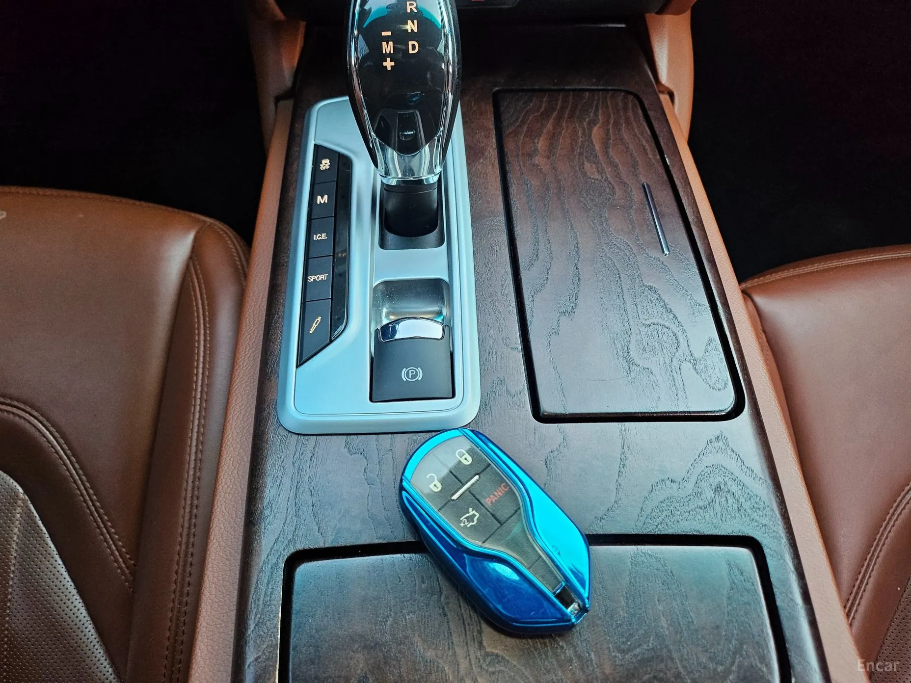 Maserati Quattroporte превью 17