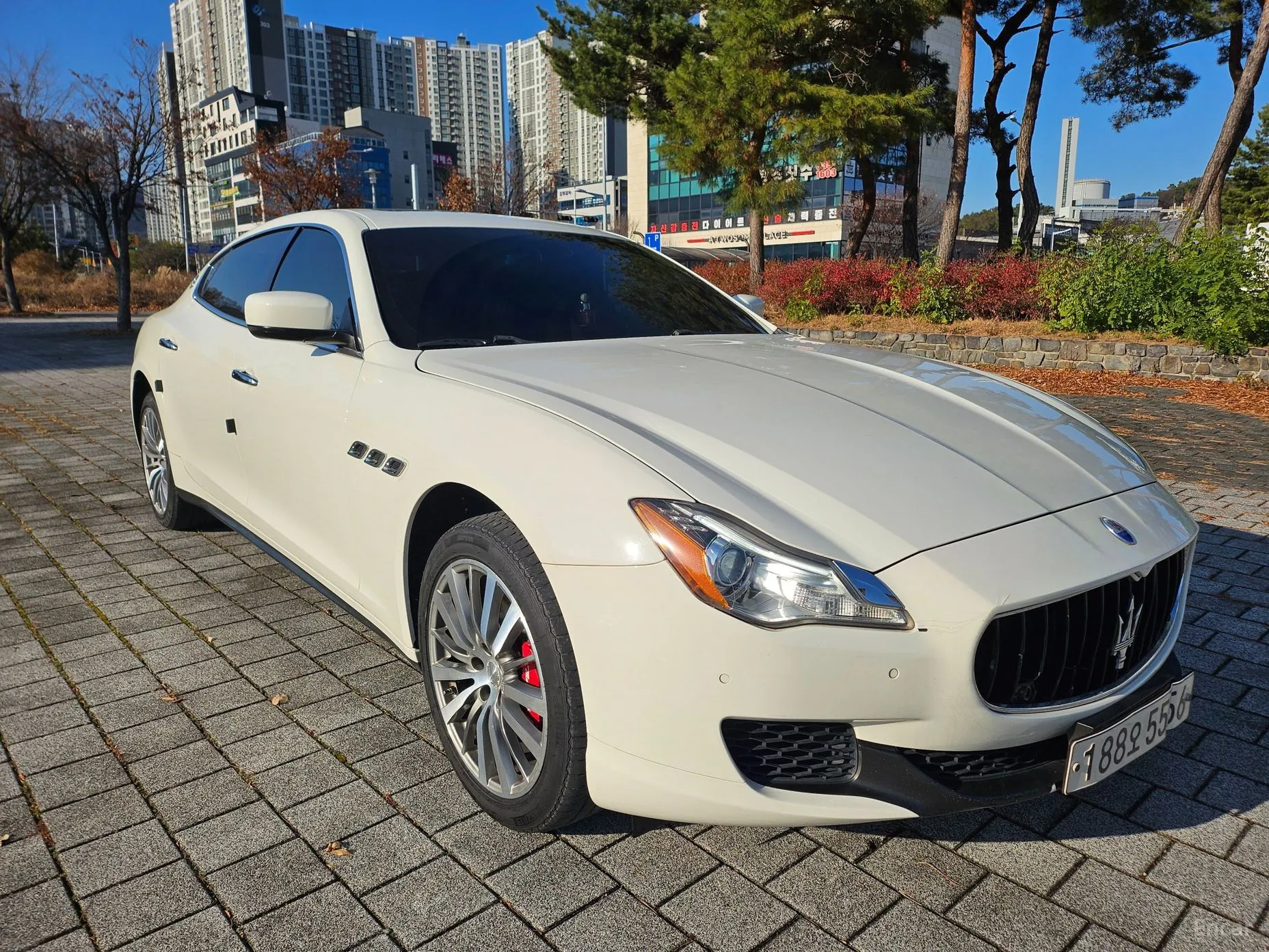 Maserati Quattroporte превью 3