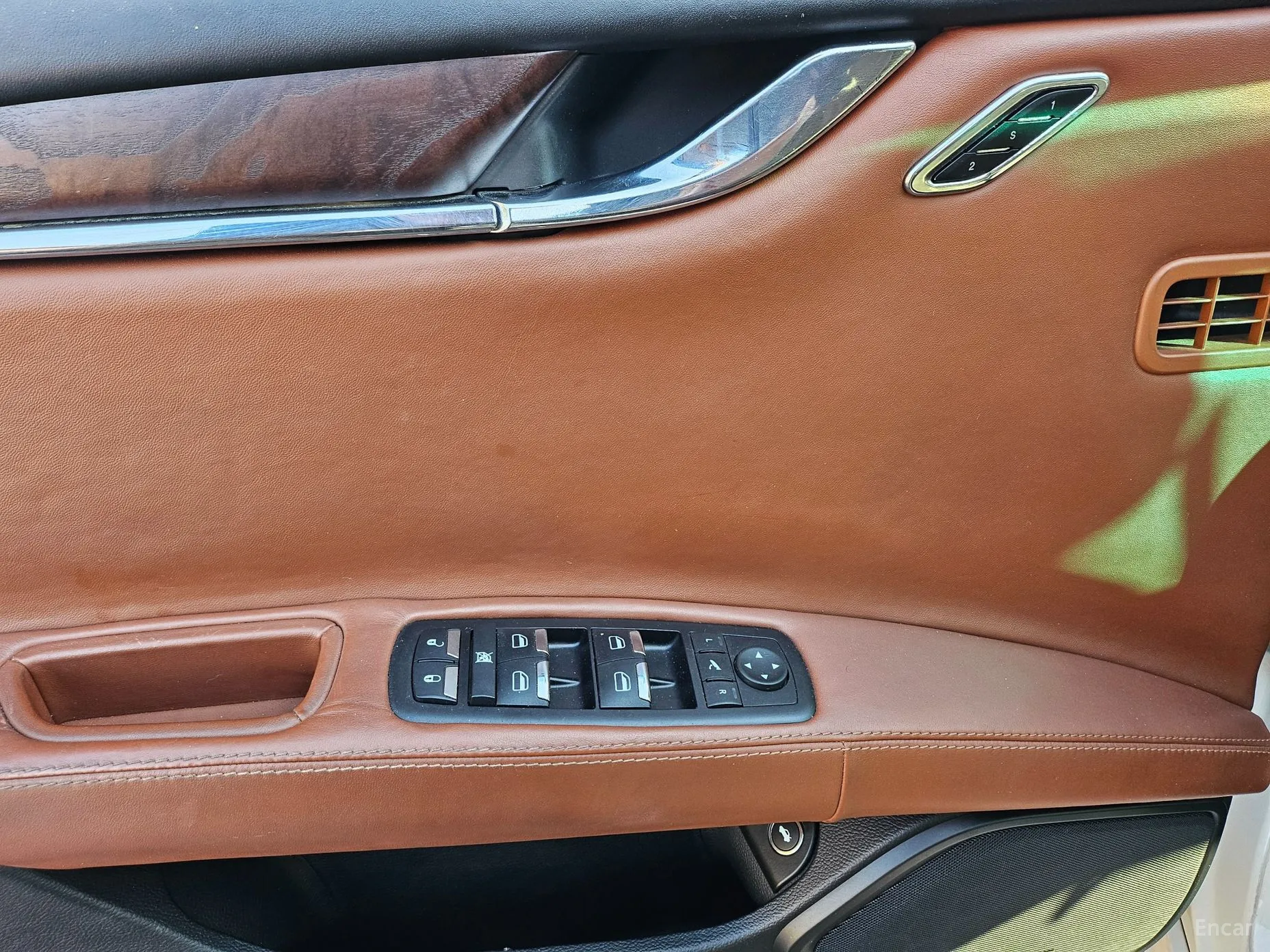 Maserati Quattroporte превью 12