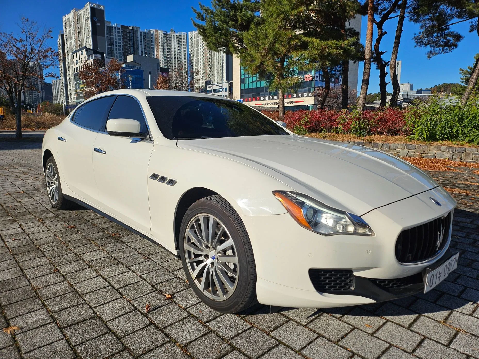 Maserati Quattroporte превью 3