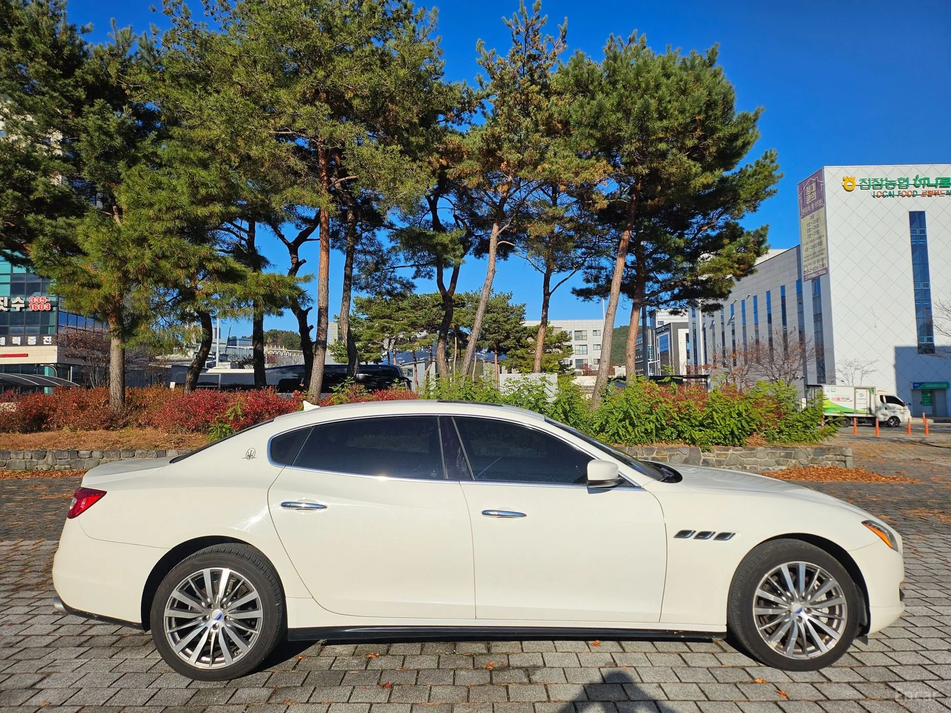 Maserati Quattroporte превью 4