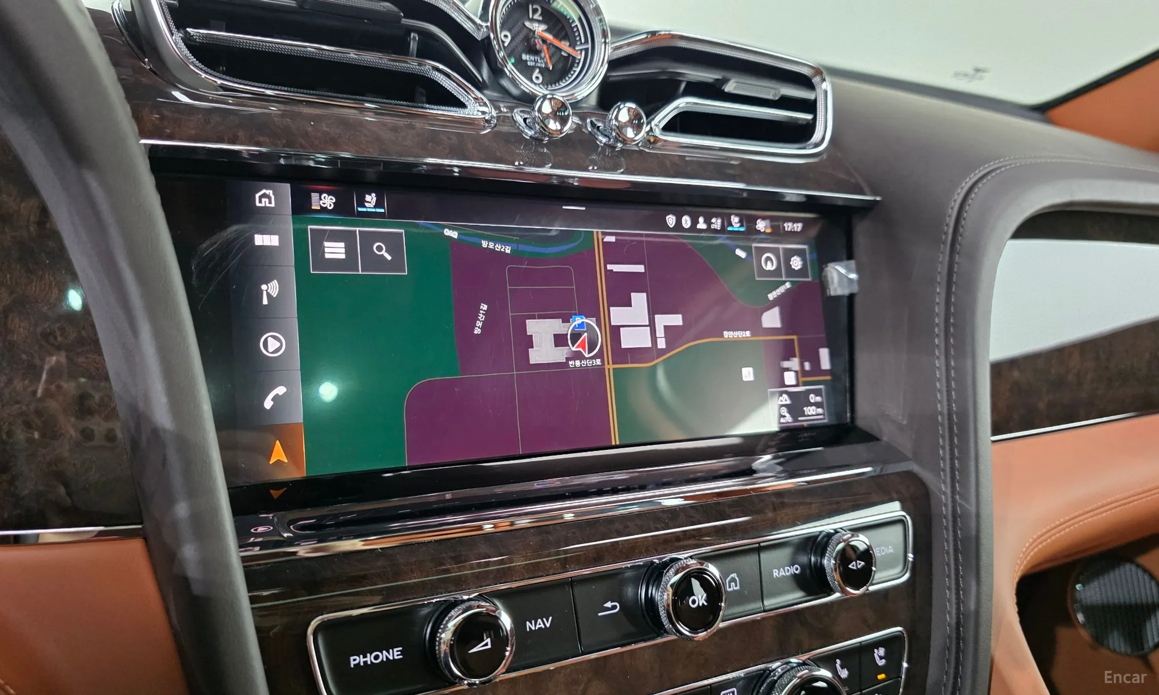 Bentley Bentayga превью 14