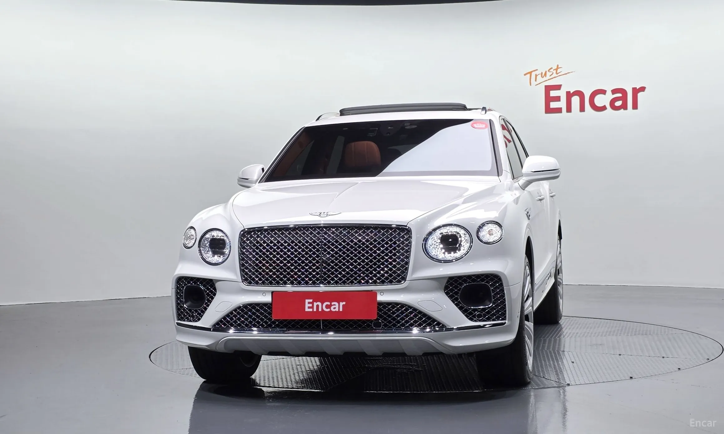 Bentley Bentayga превью 3