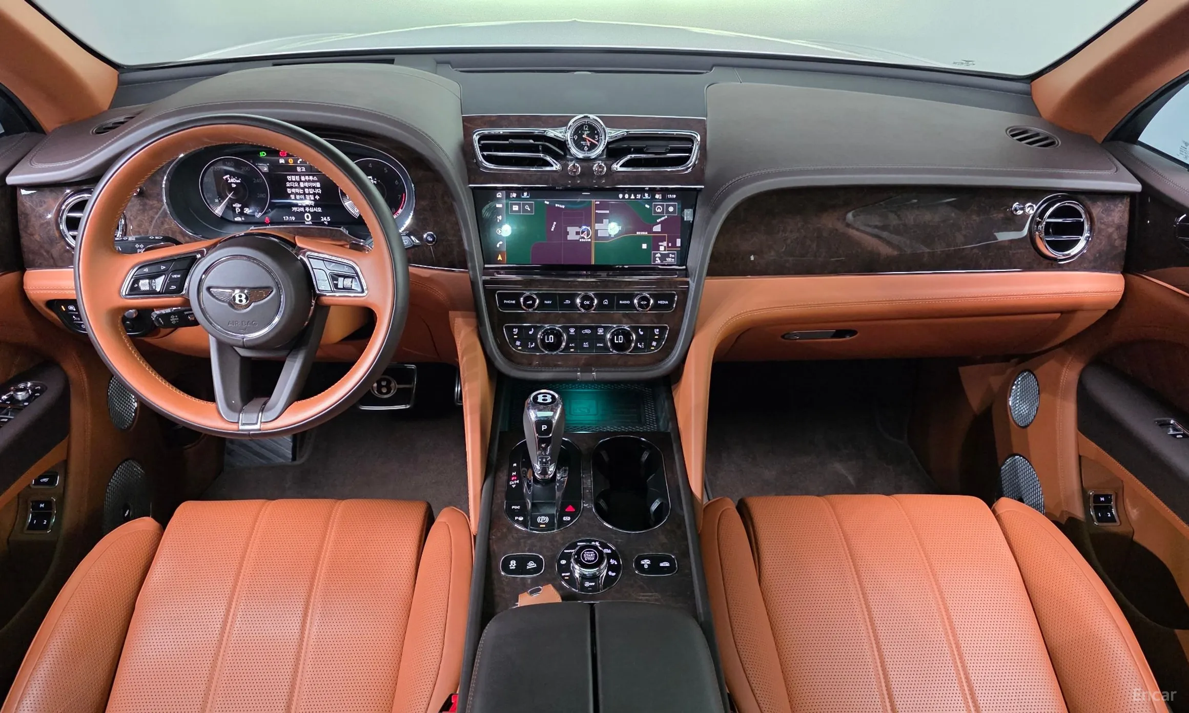 Bentley Bentayga превью 7