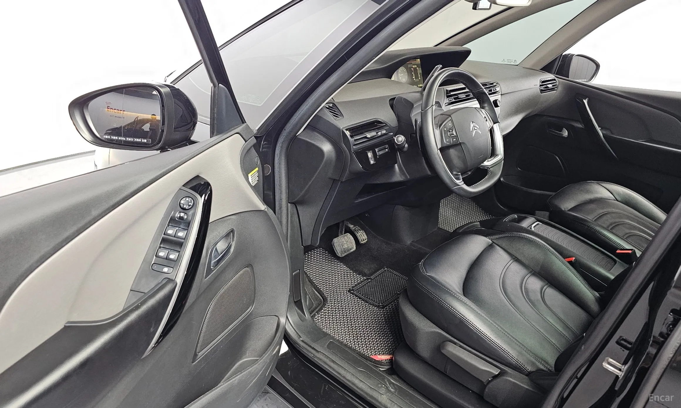 Citroën/DS Grand C4 Picasso превью 11