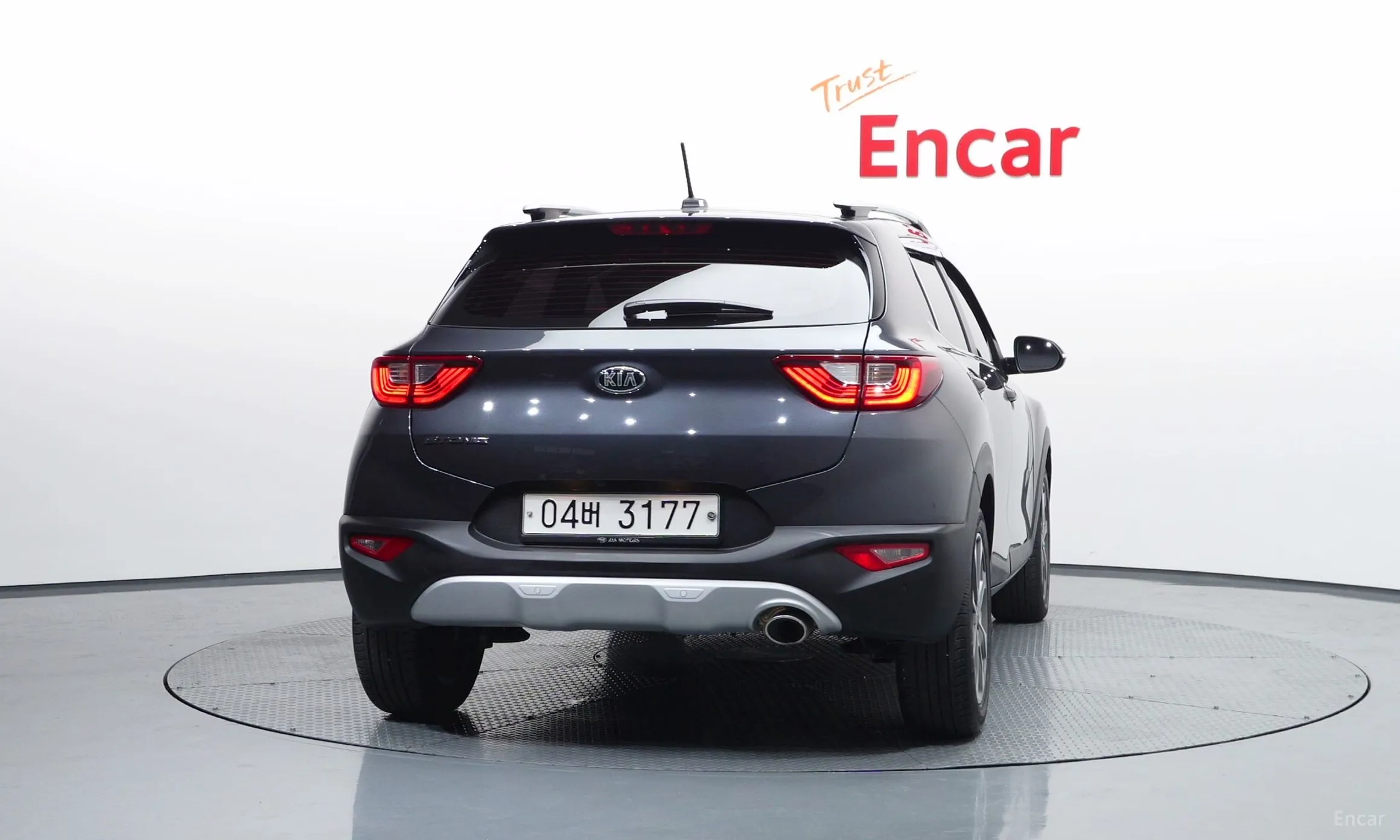Kia Stonic превью 4