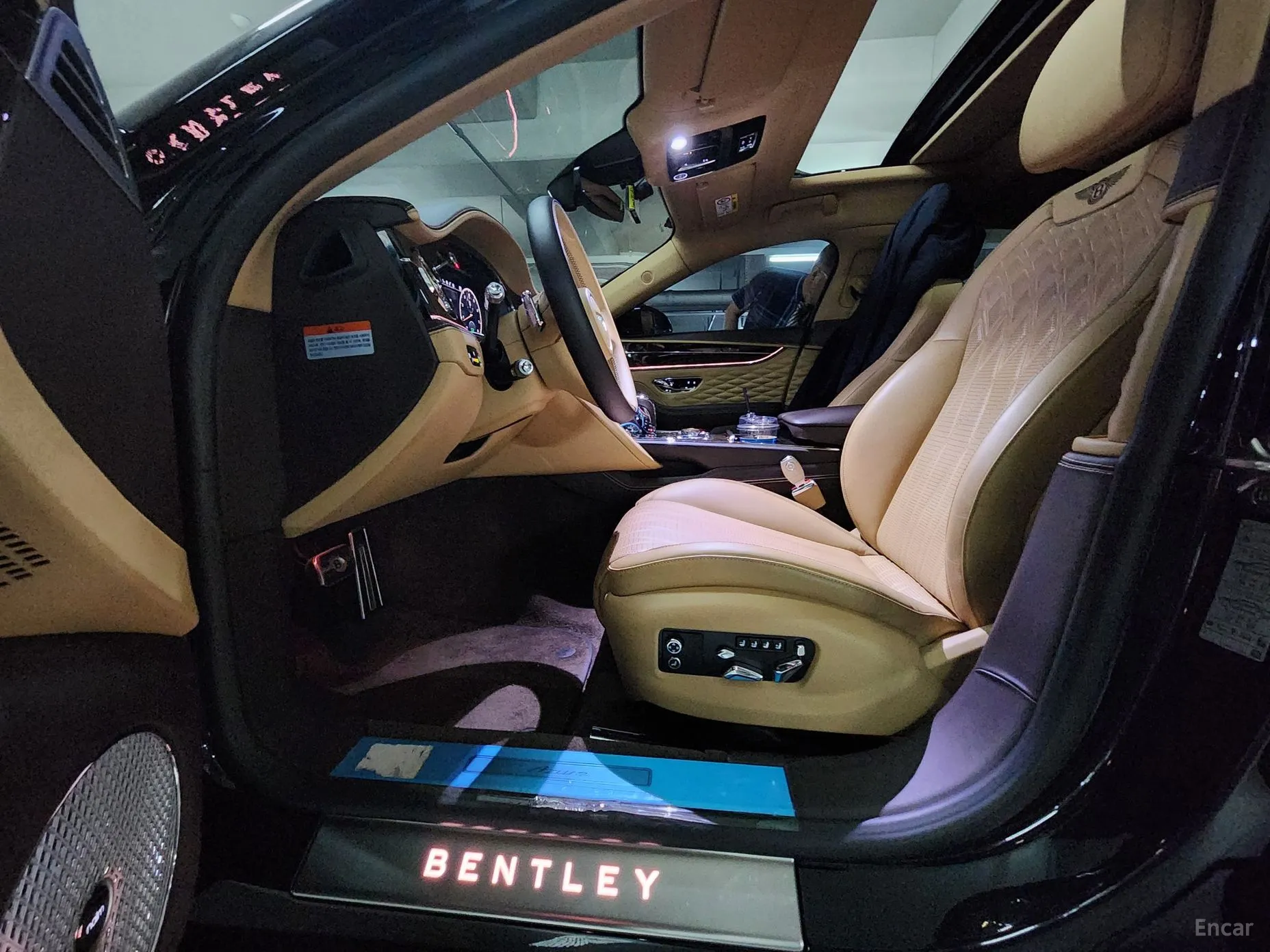 Bentley Flying Spur 3rd Generation превью 10