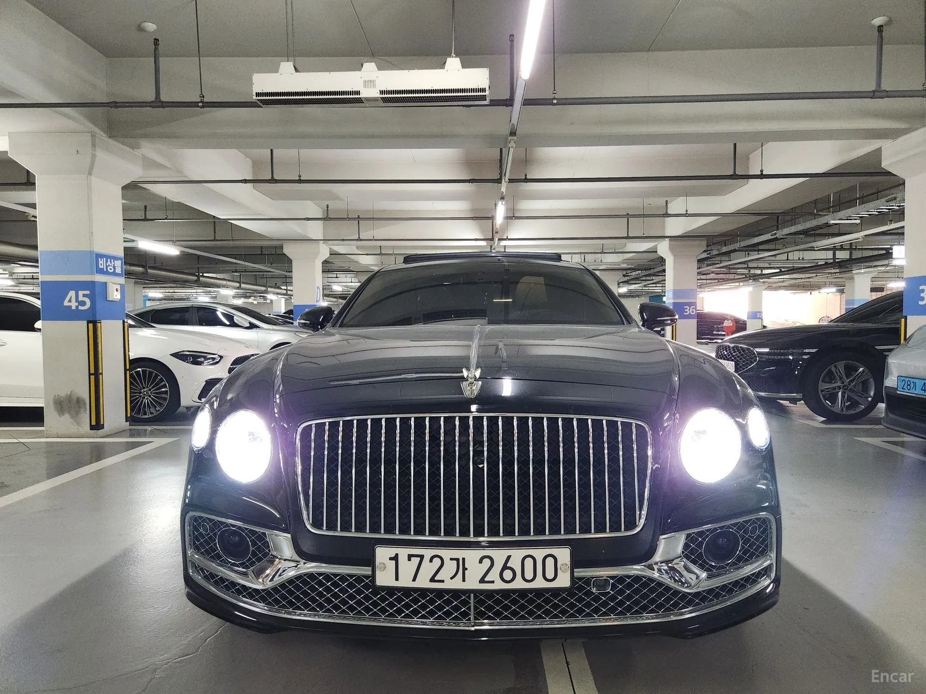 Bentley Flying Spur 3rd Generation превью 3