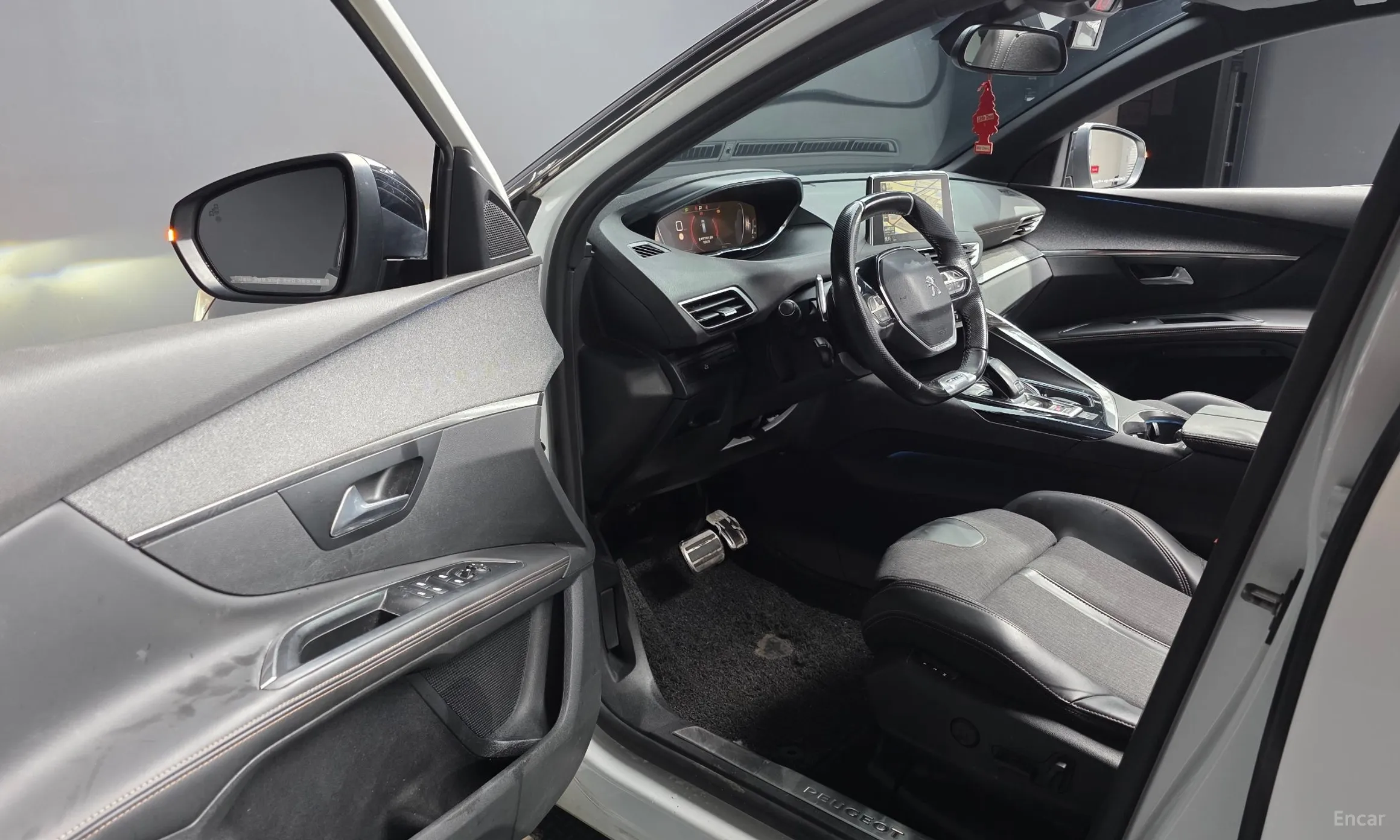 Peugeot 5008 2nd generation превью 10