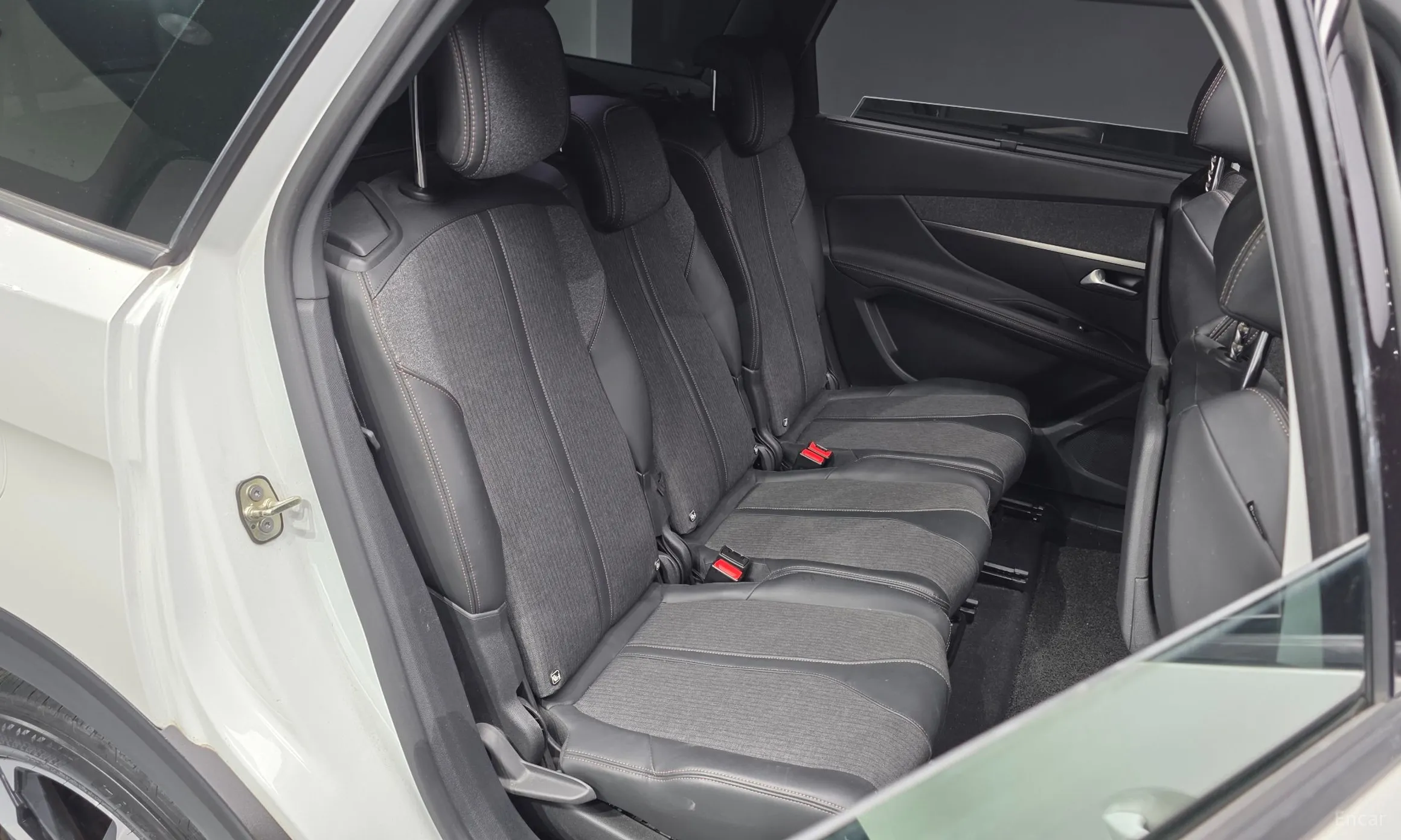 Peugeot 5008 2nd generation превью 11