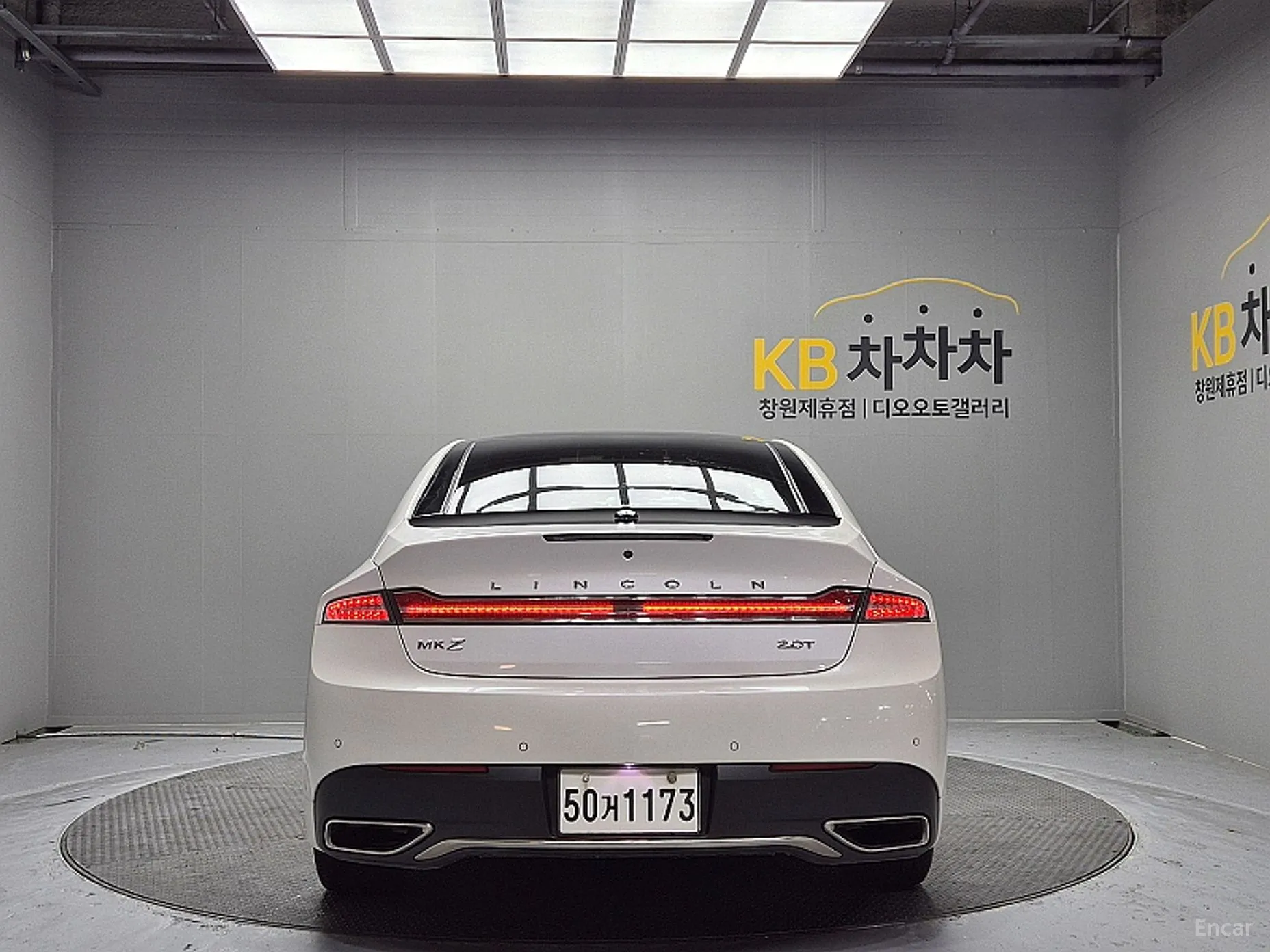 Lincoln New MKZ превью 4