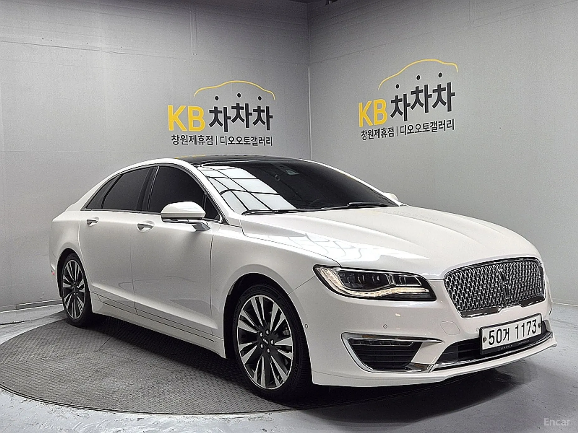 Lincoln New MKZ превью 5
