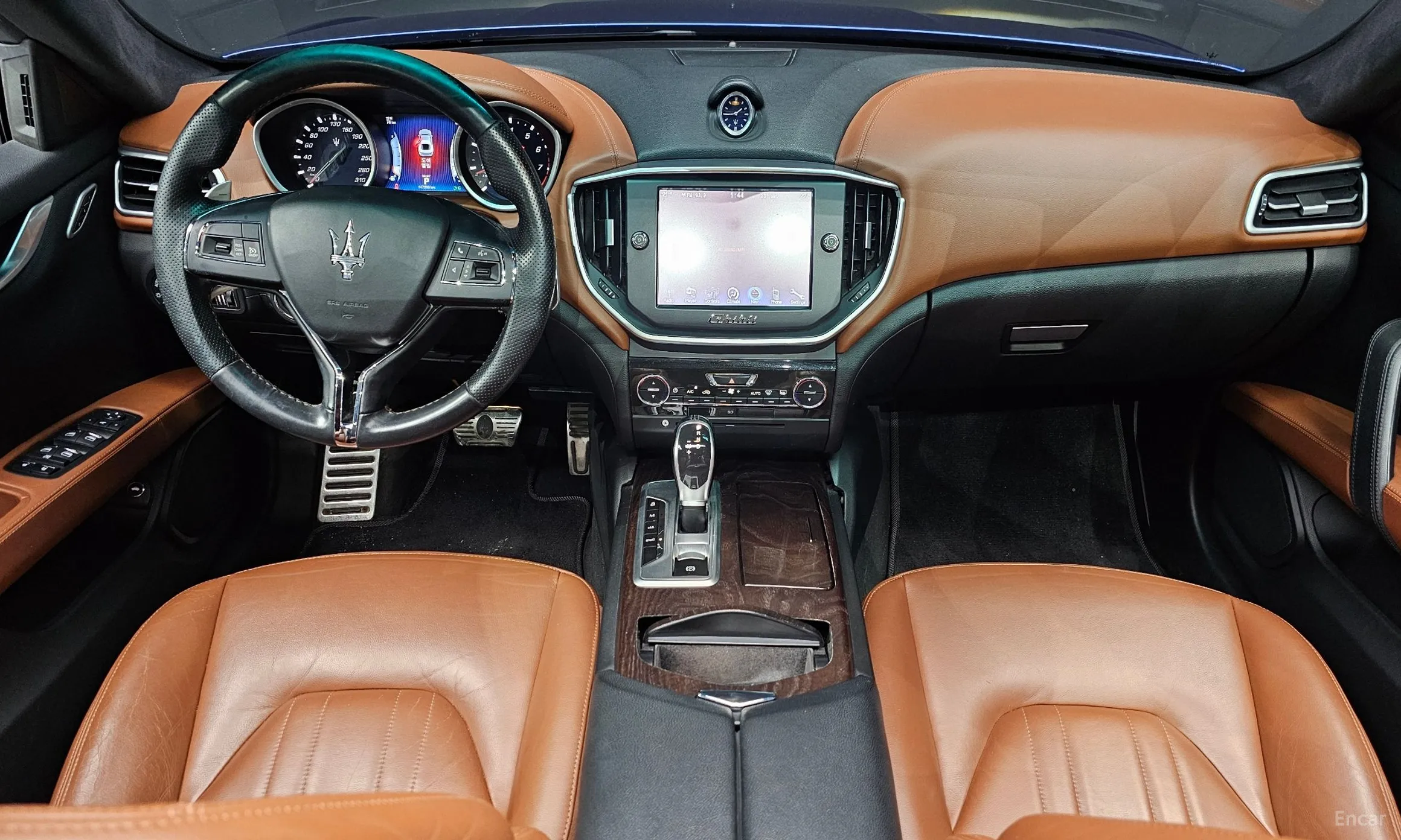 Maserati Ghibli превью 7