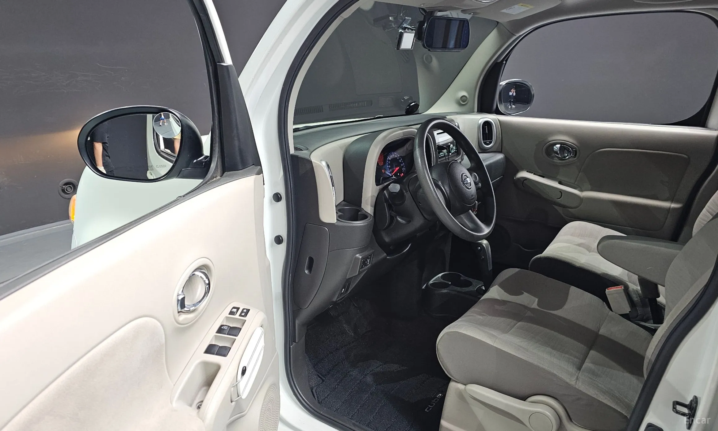 Nissan Cube превью 10