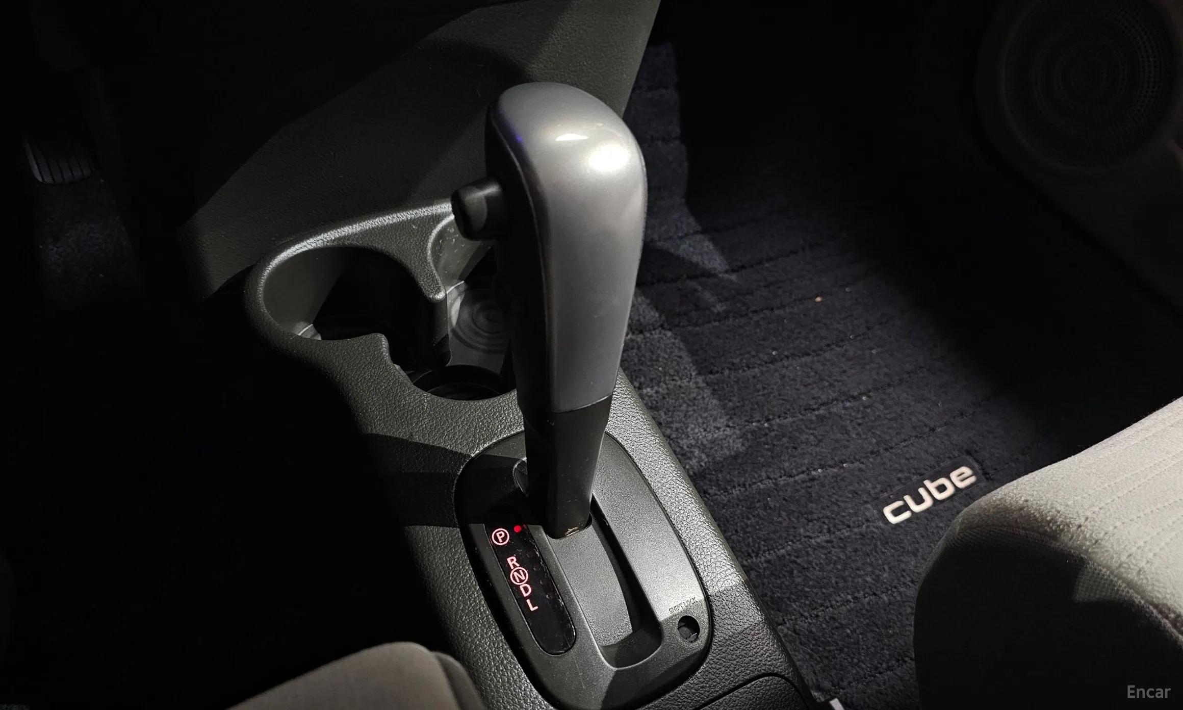 Nissan Cube превью 9