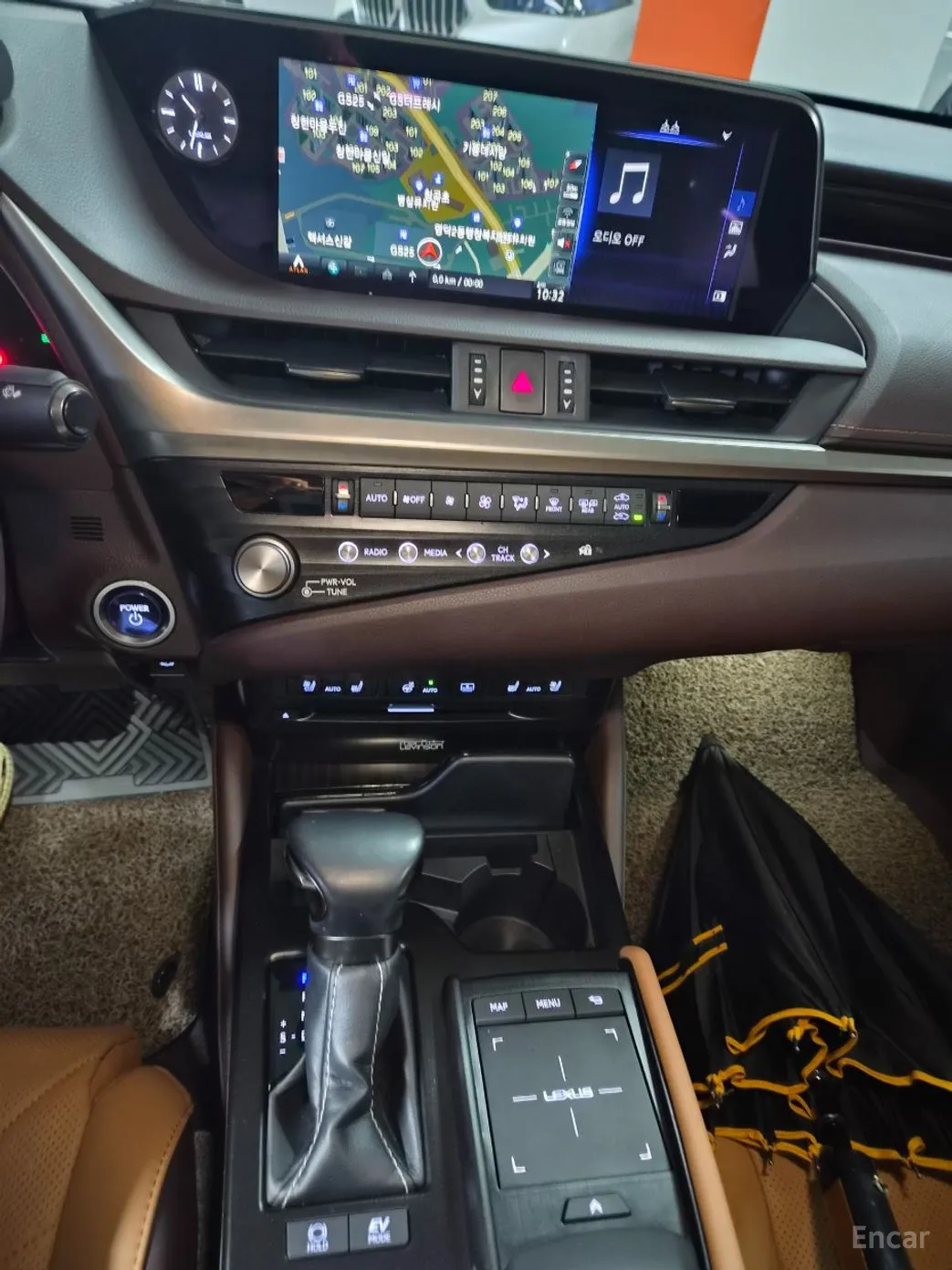 Lexus ES300h 7th Generation превью 11