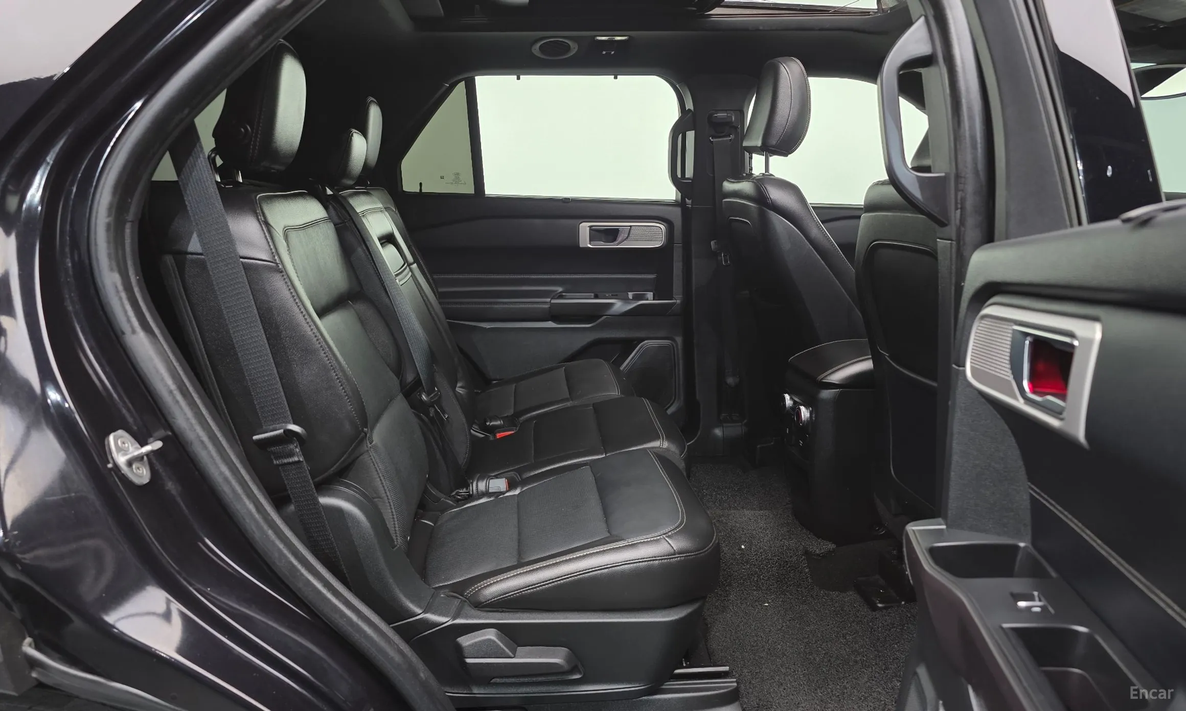 Ford Explorer 6th Generation превью 11