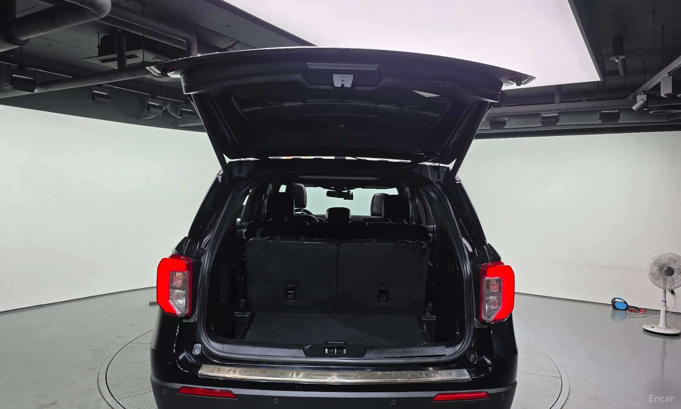 Ford Explorer 6th Generation превью 20