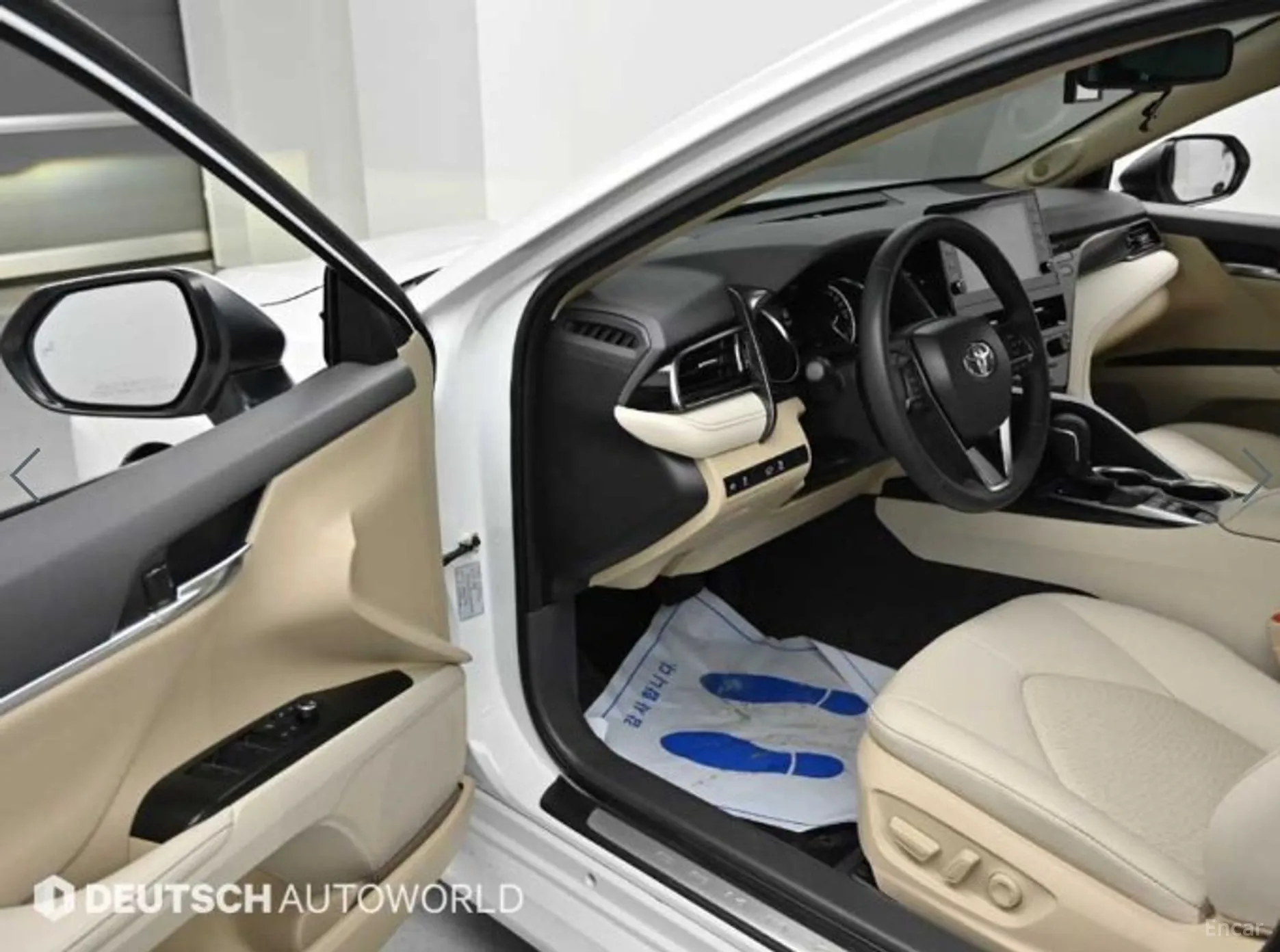 Toyota Camry (XV70) превью 11