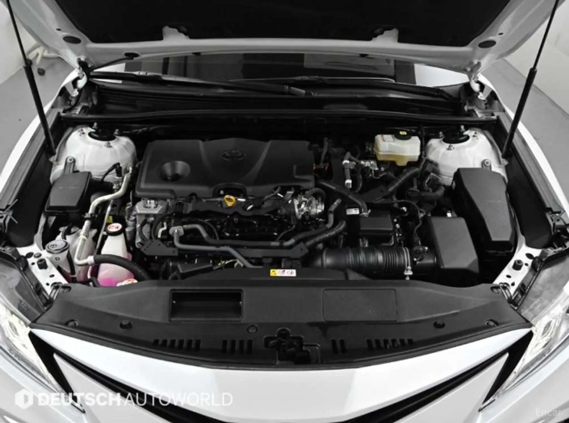Toyota Camry (XV70) превью 6