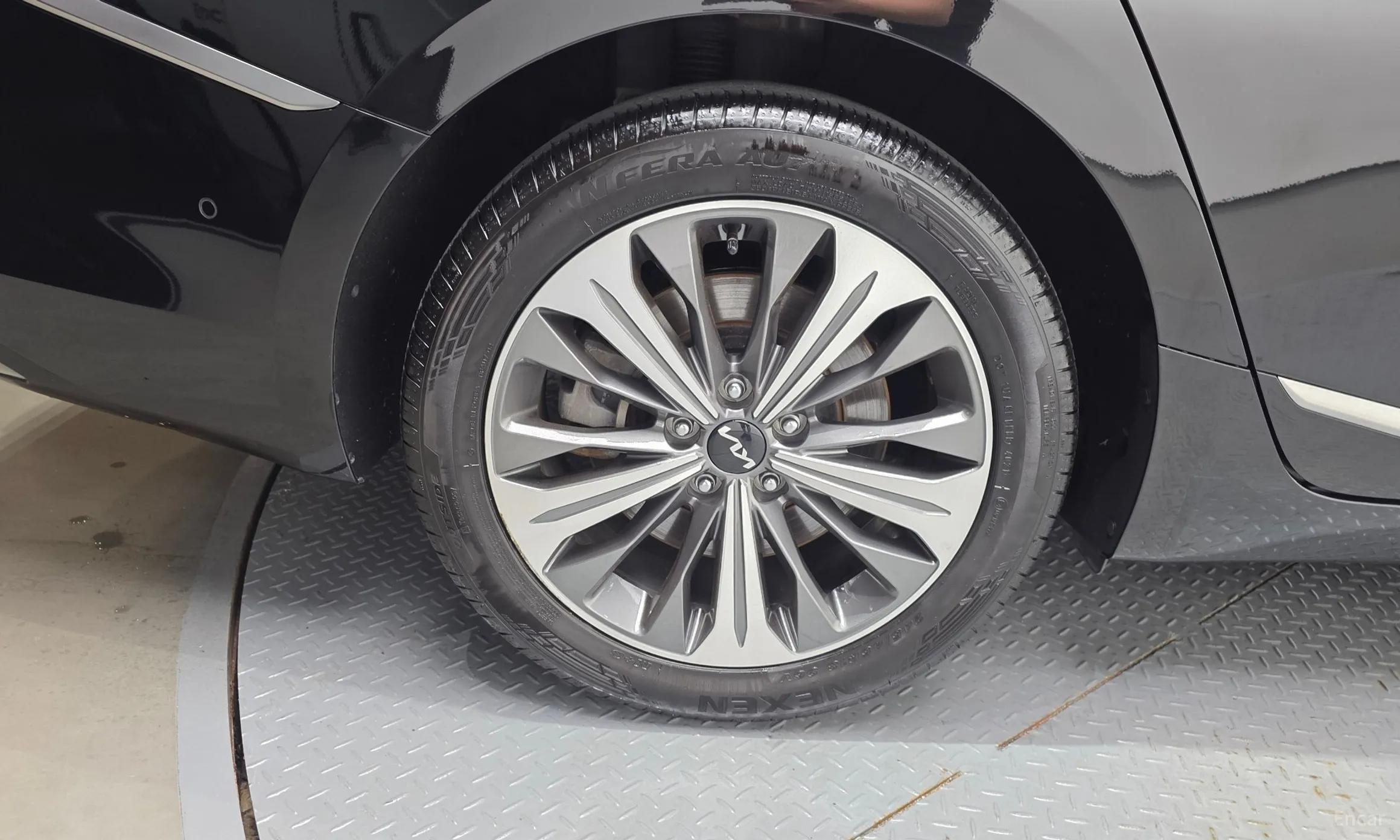 Kia K8 превью 5