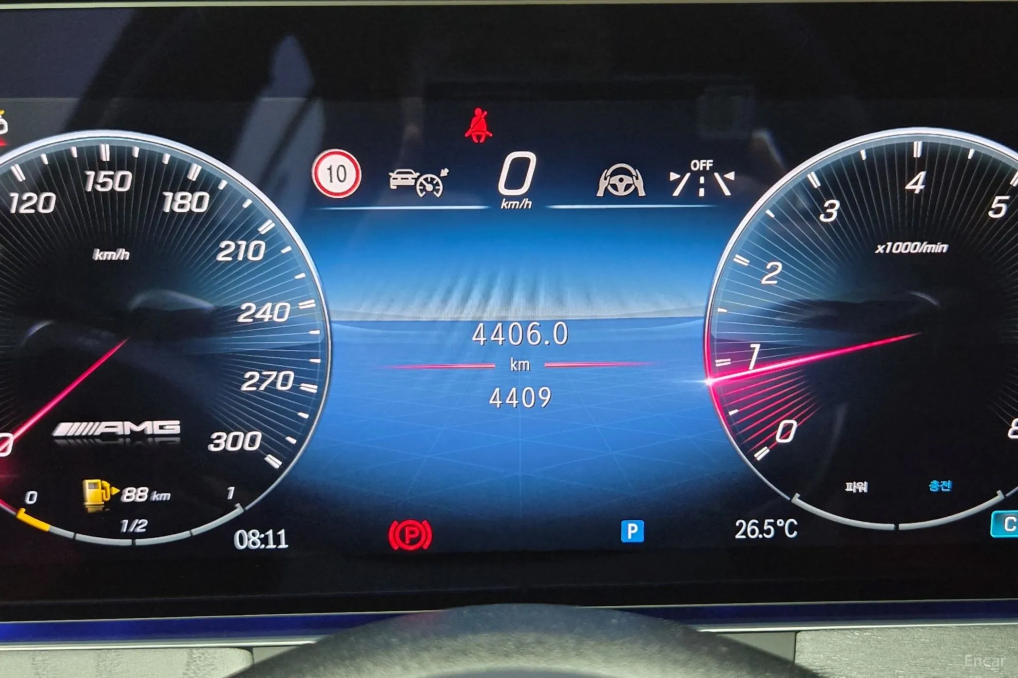 Mercedes Benz AMG GT превью 8