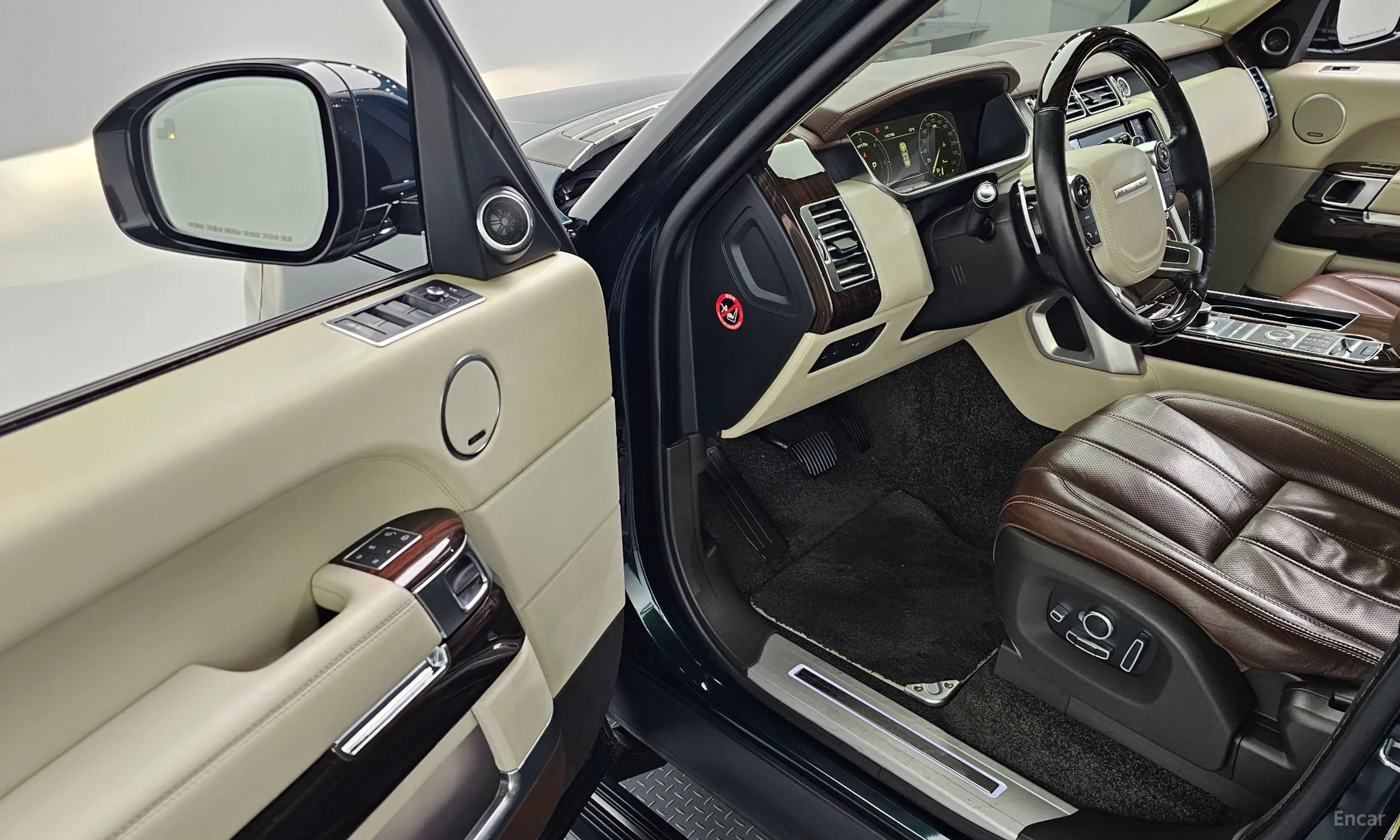Land Rover Range Rover 4th Generation превью 10