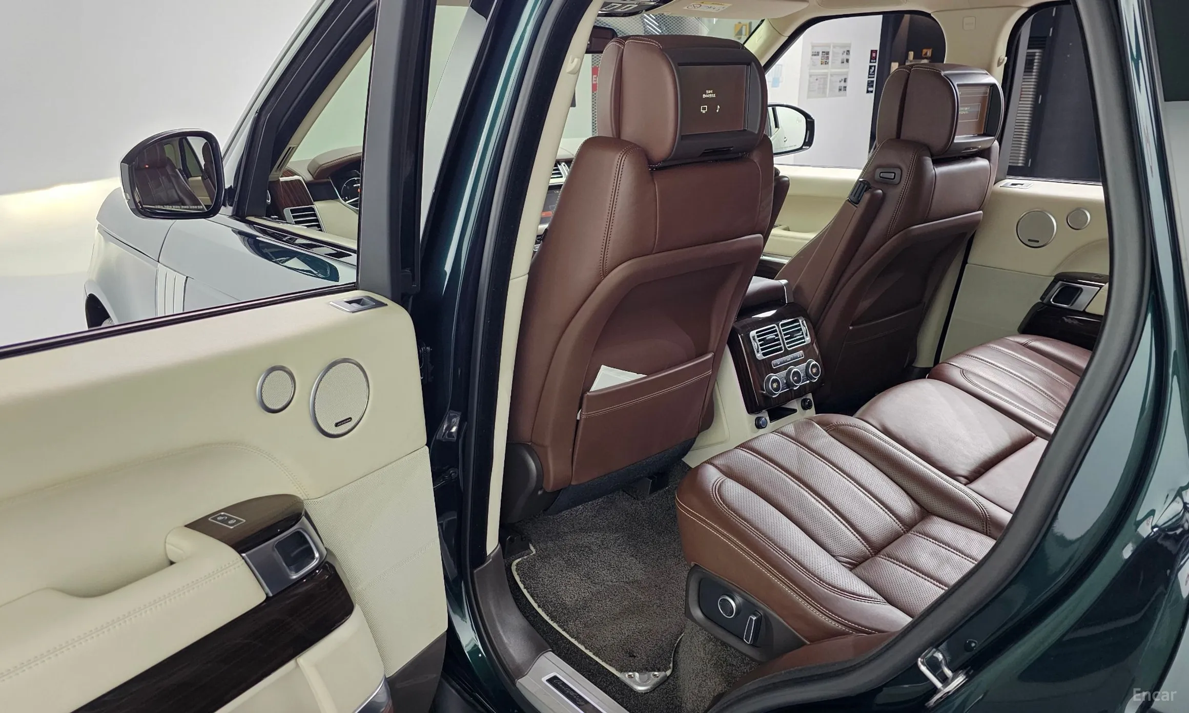 Land Rover Range Rover 4th Generation превью 12