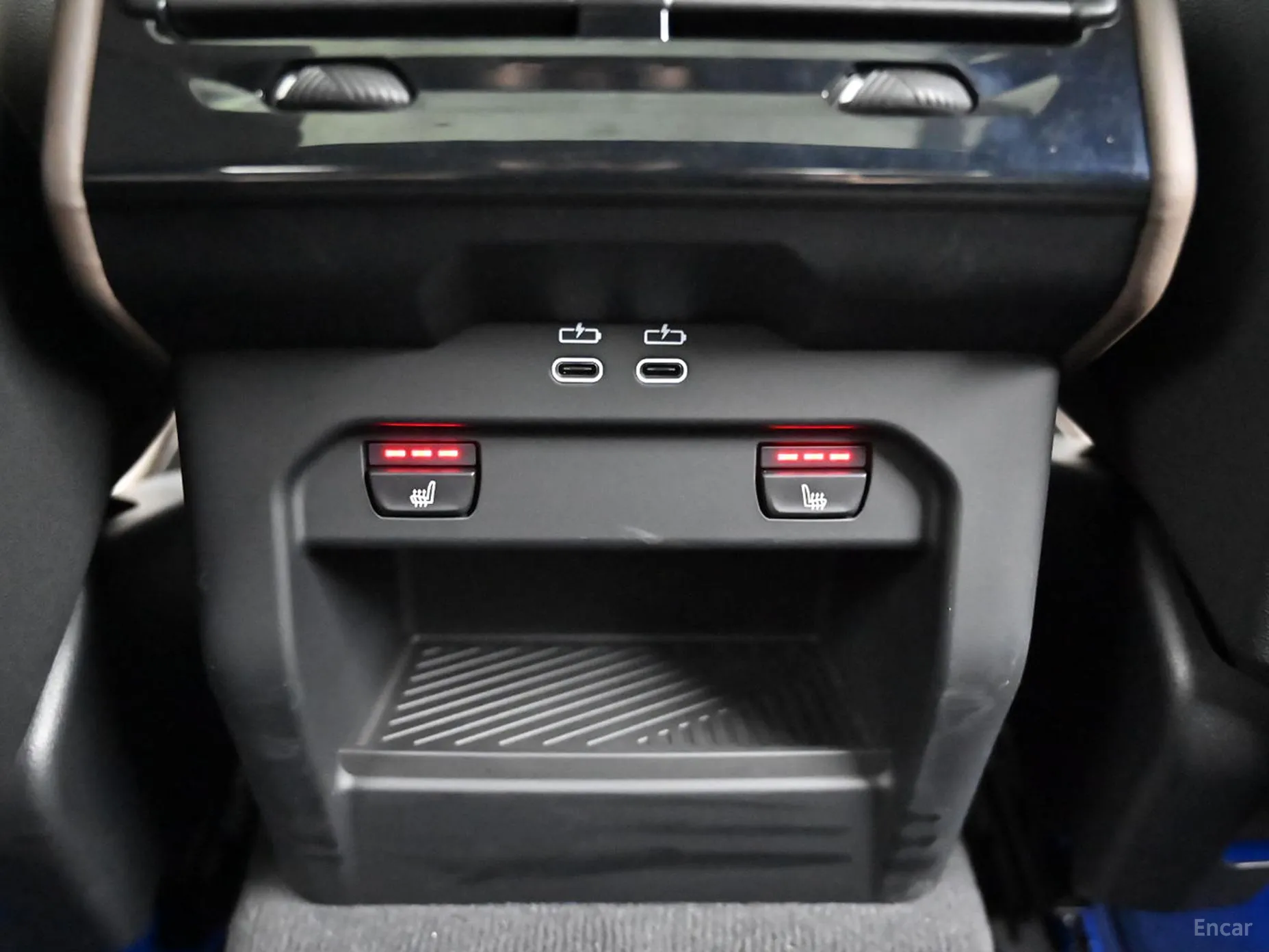 BMW 5 Series (G60) превью 16