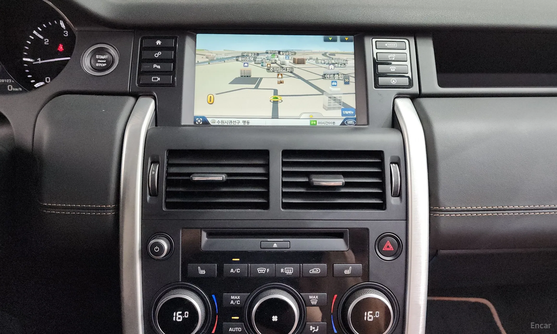 Land Rover Discovery Sports превью 13