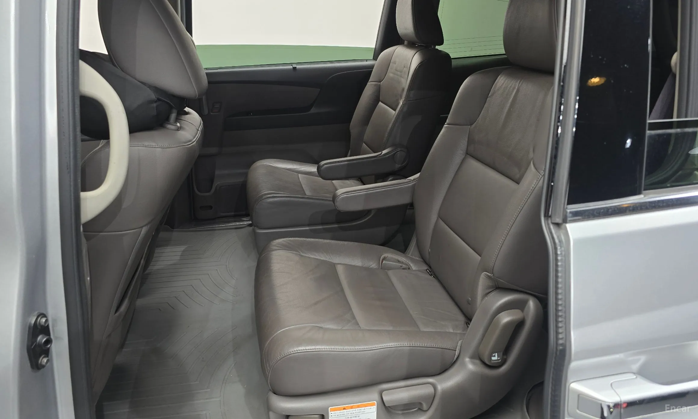 Honda Odyssey превью 11