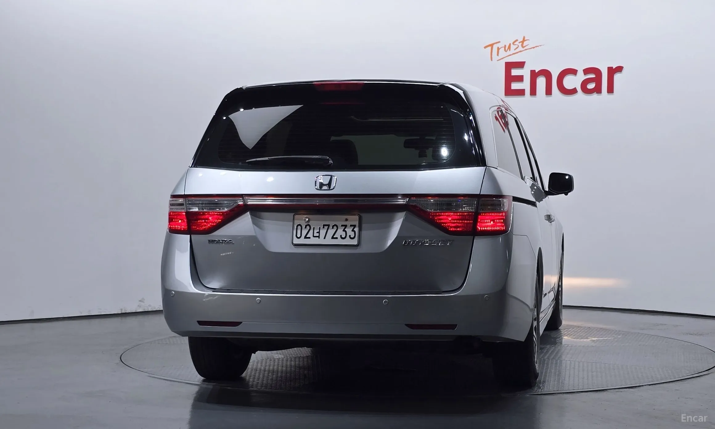 Honda Odyssey превью 4