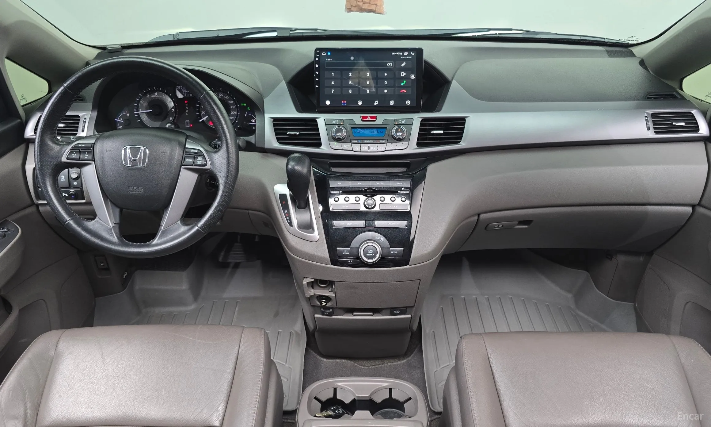 Honda Odyssey превью 7