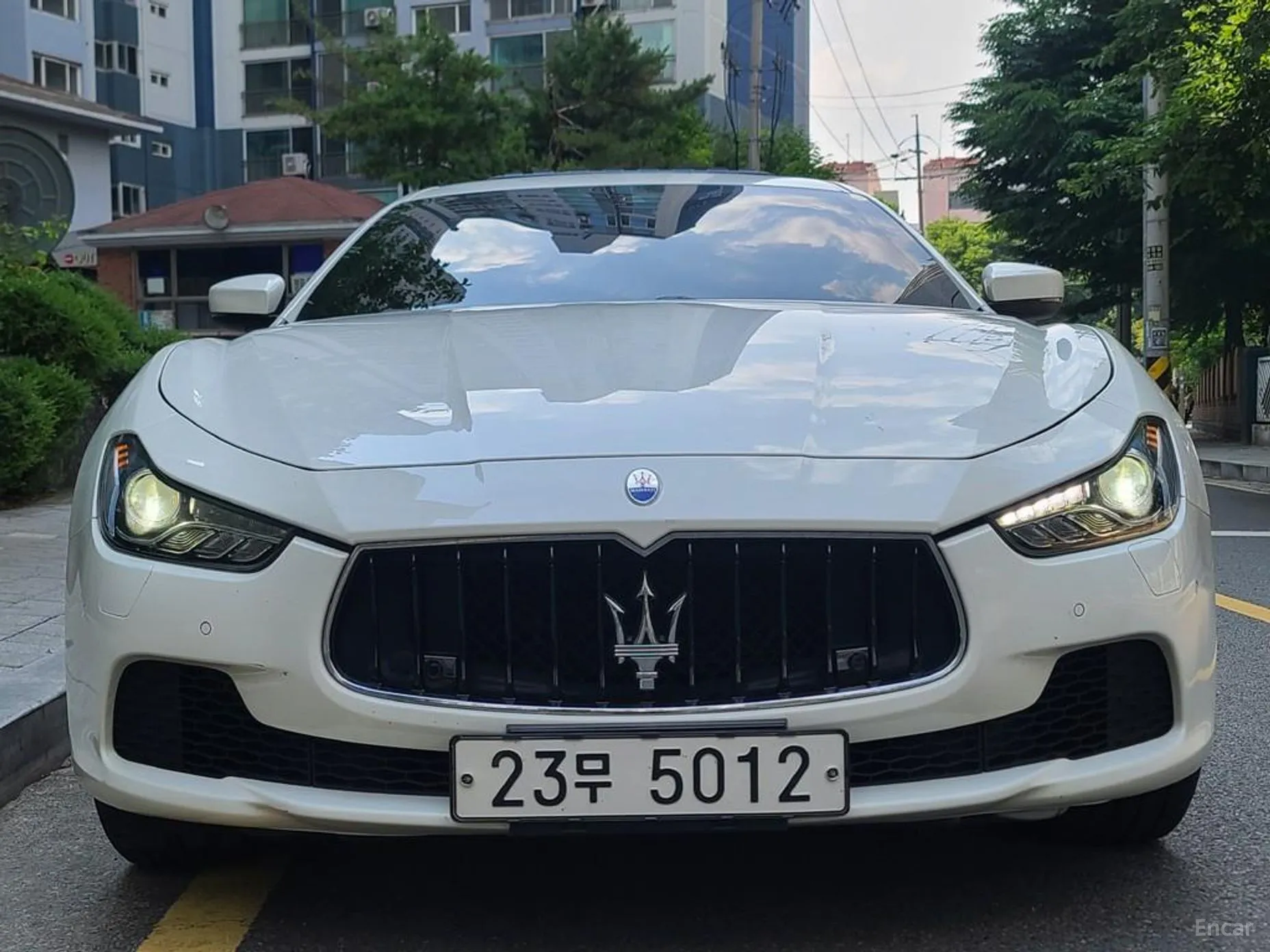 Maserati Ghibli превью 3