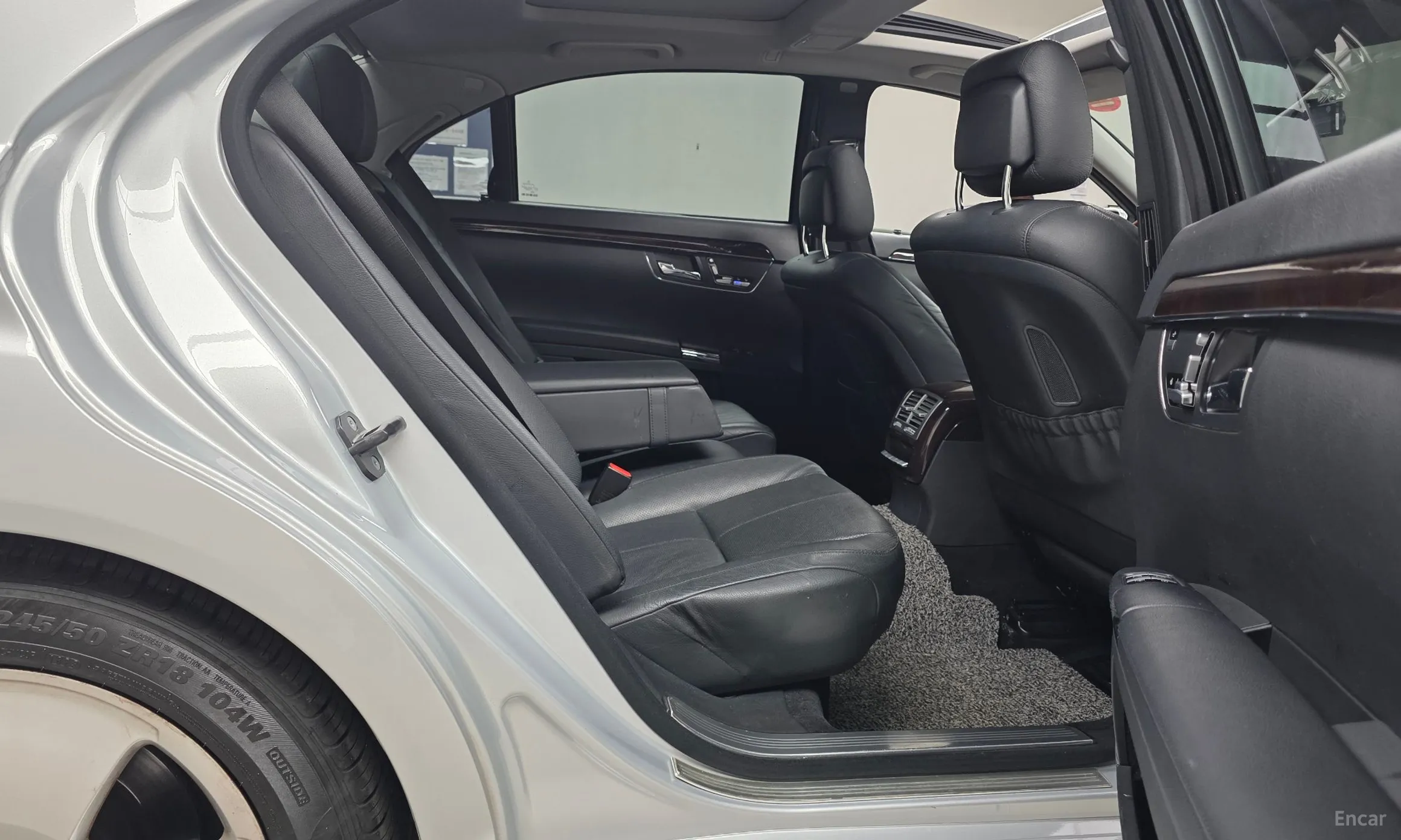 Mercedes Benz S-Class W221 превью 12