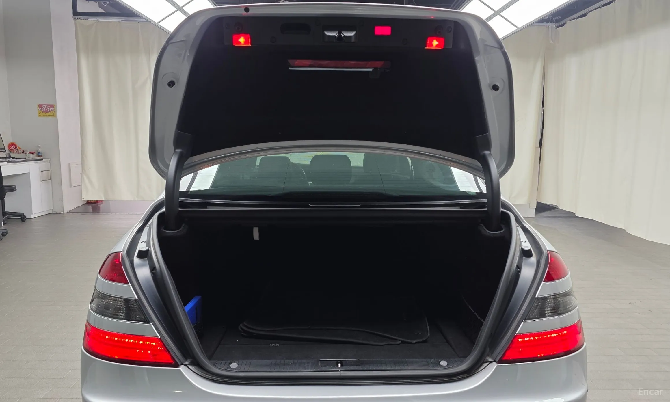 Mercedes Benz S-Class W221 превью 20