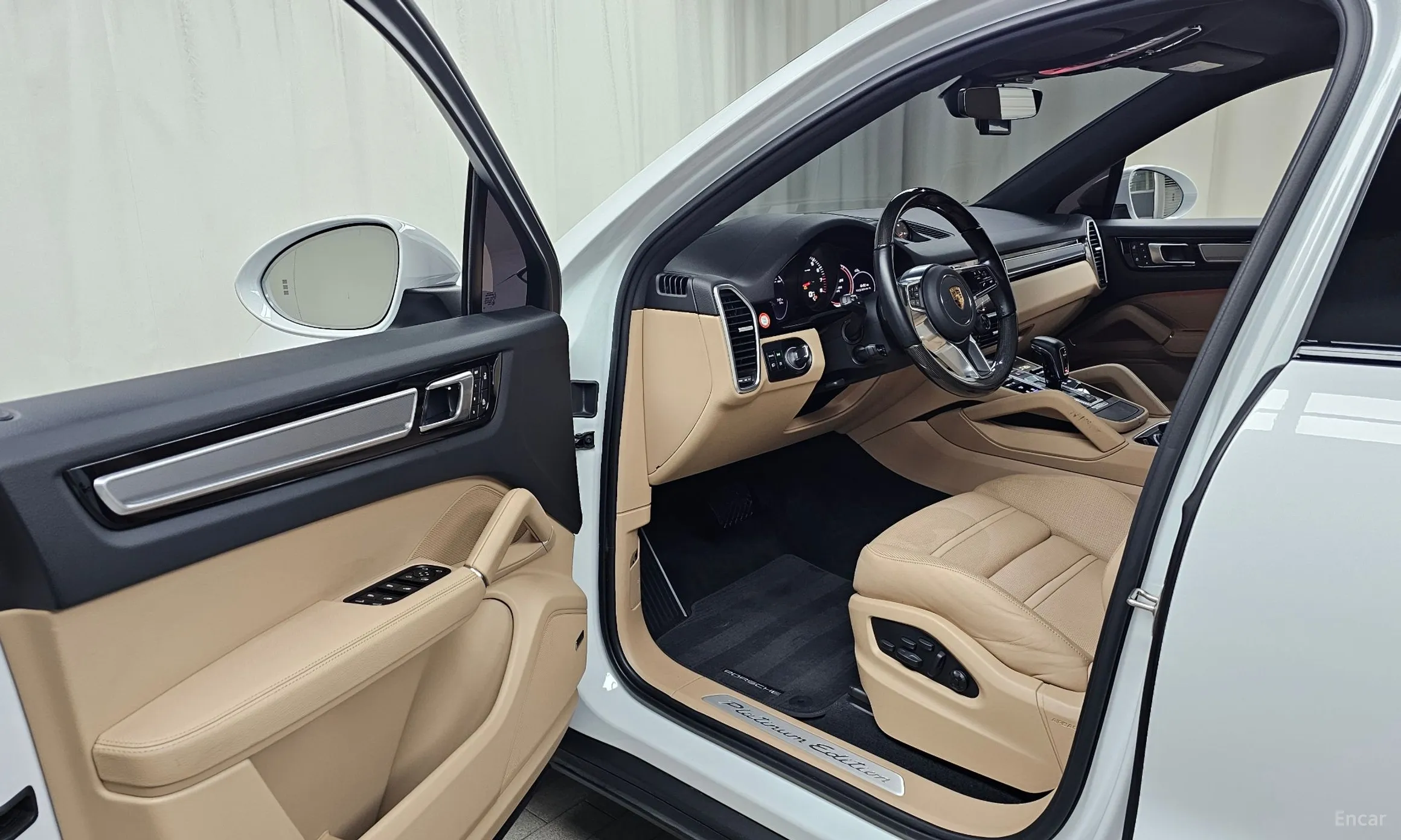 Porsche Cayenne (PO536) превью 10