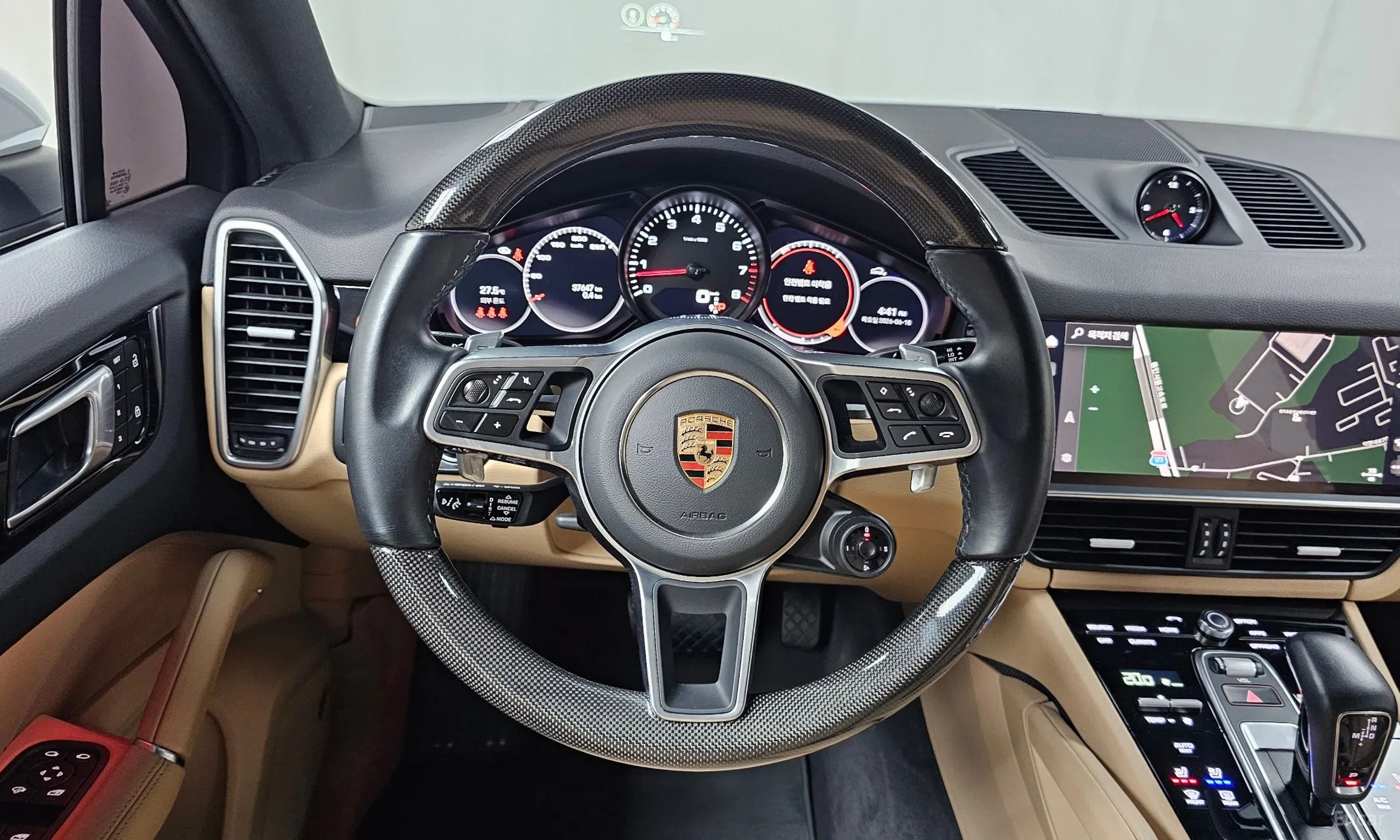 Porsche Cayenne (PO536) превью 12