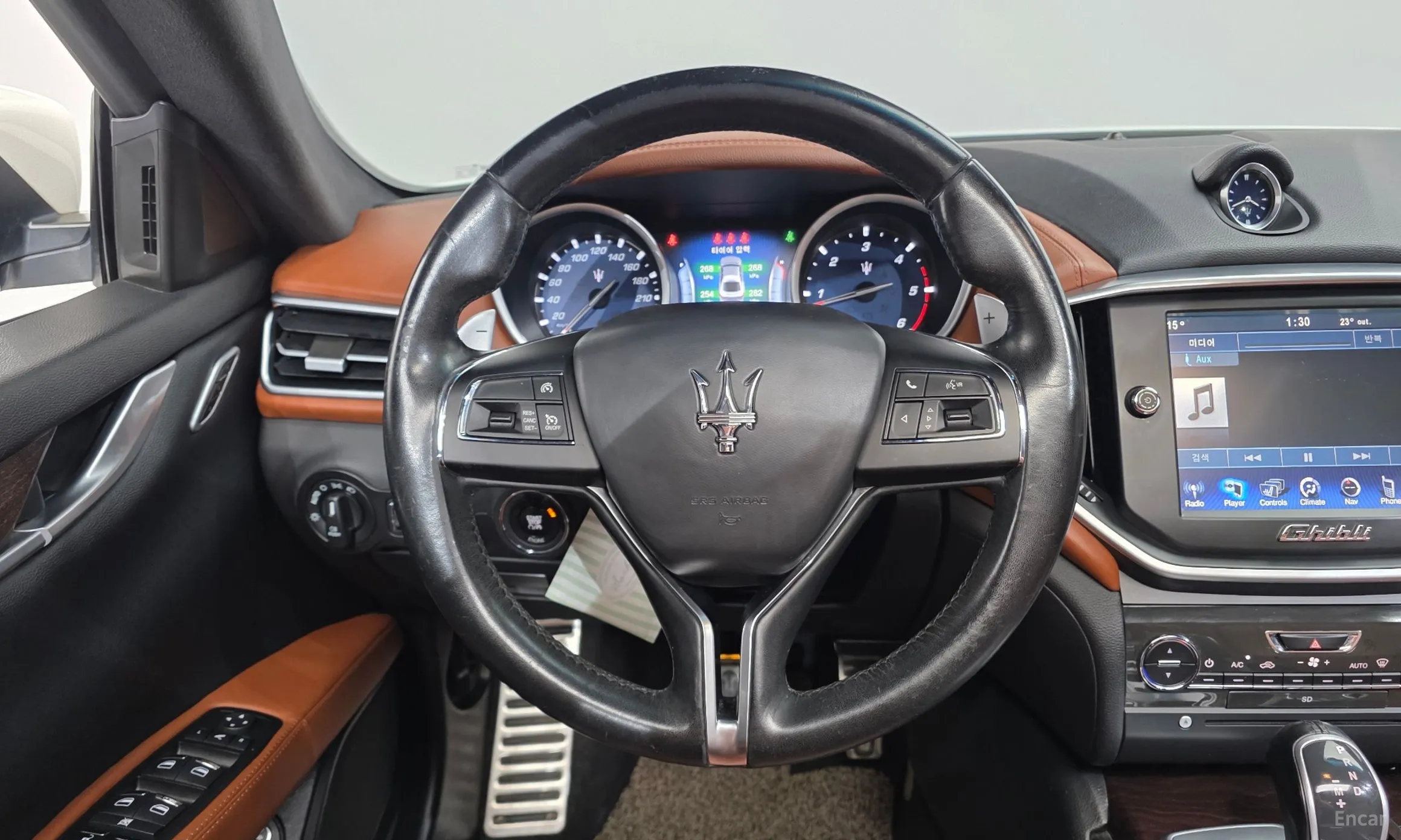 Maserati Ghibli превью 15
