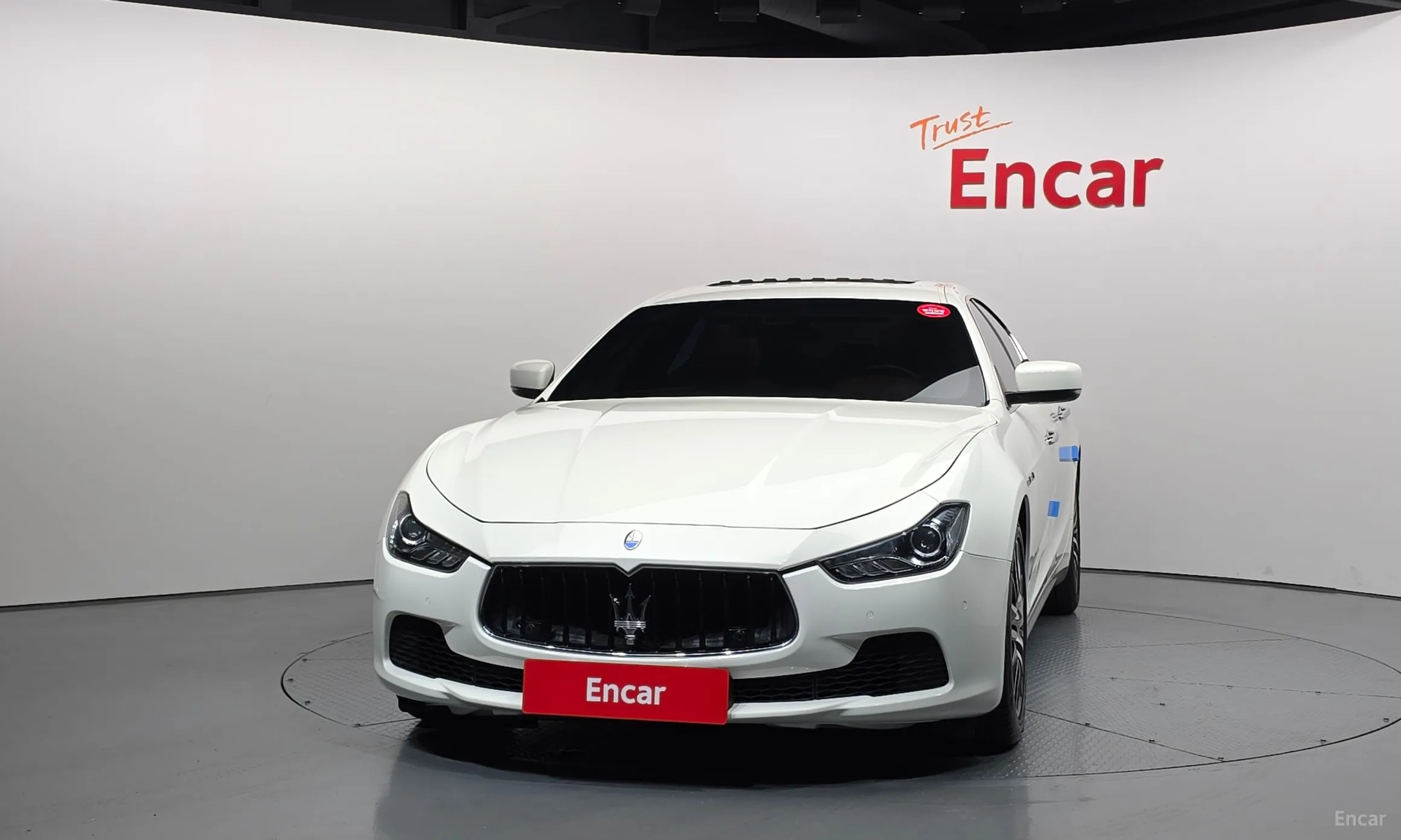 Maserati Ghibli превью 3
